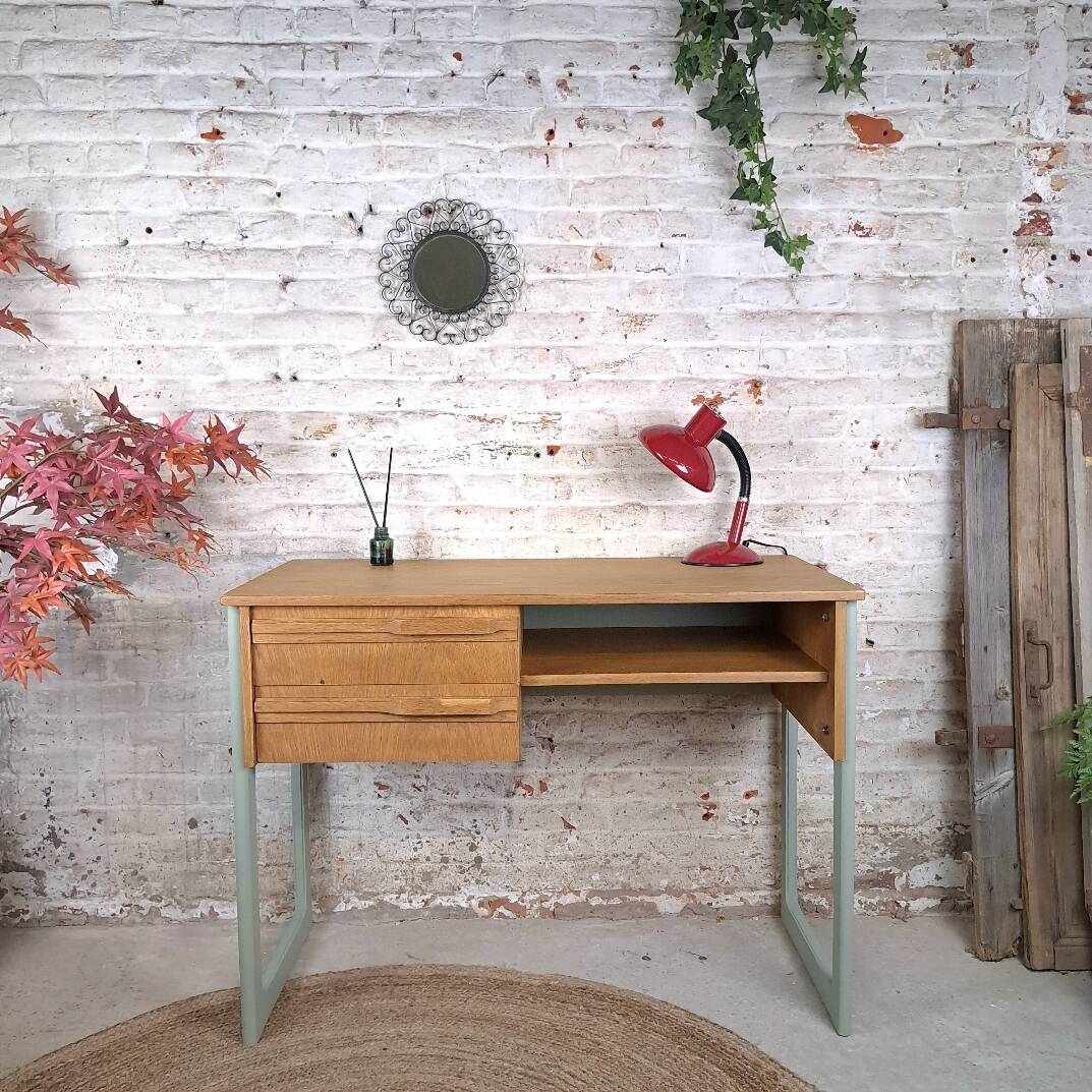 Wood desk