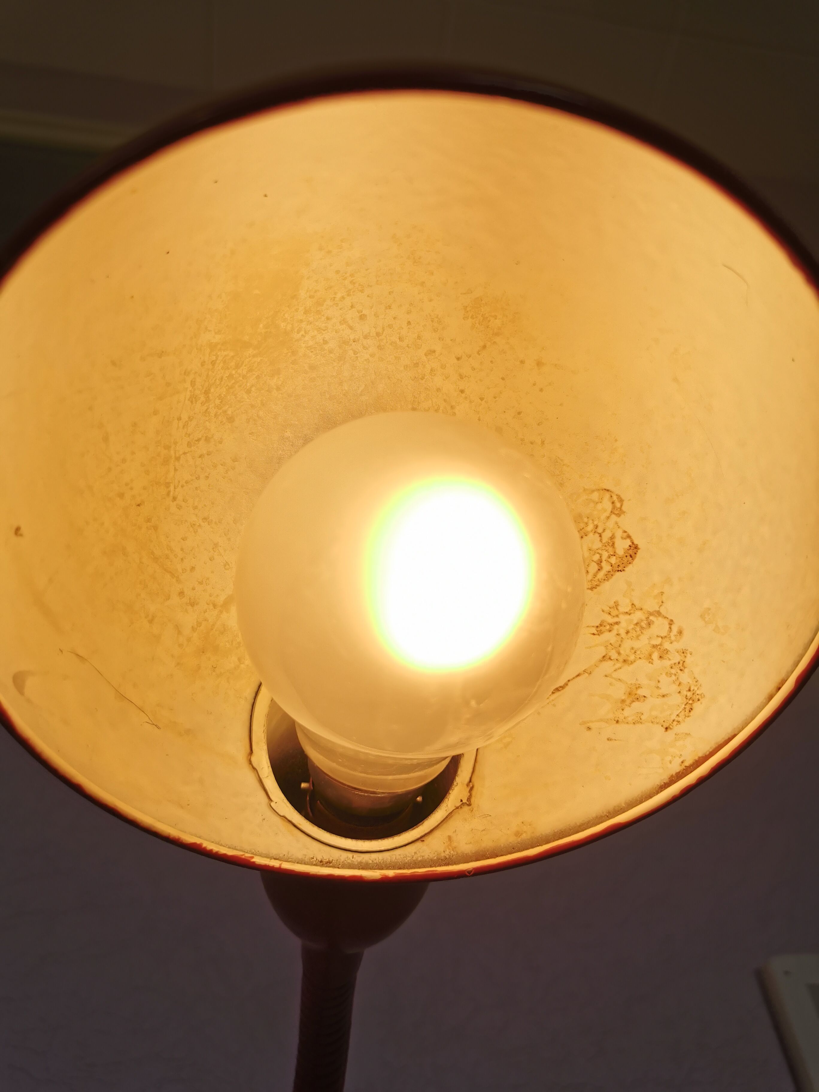 Burgundy flexible casserole lamp, 1960