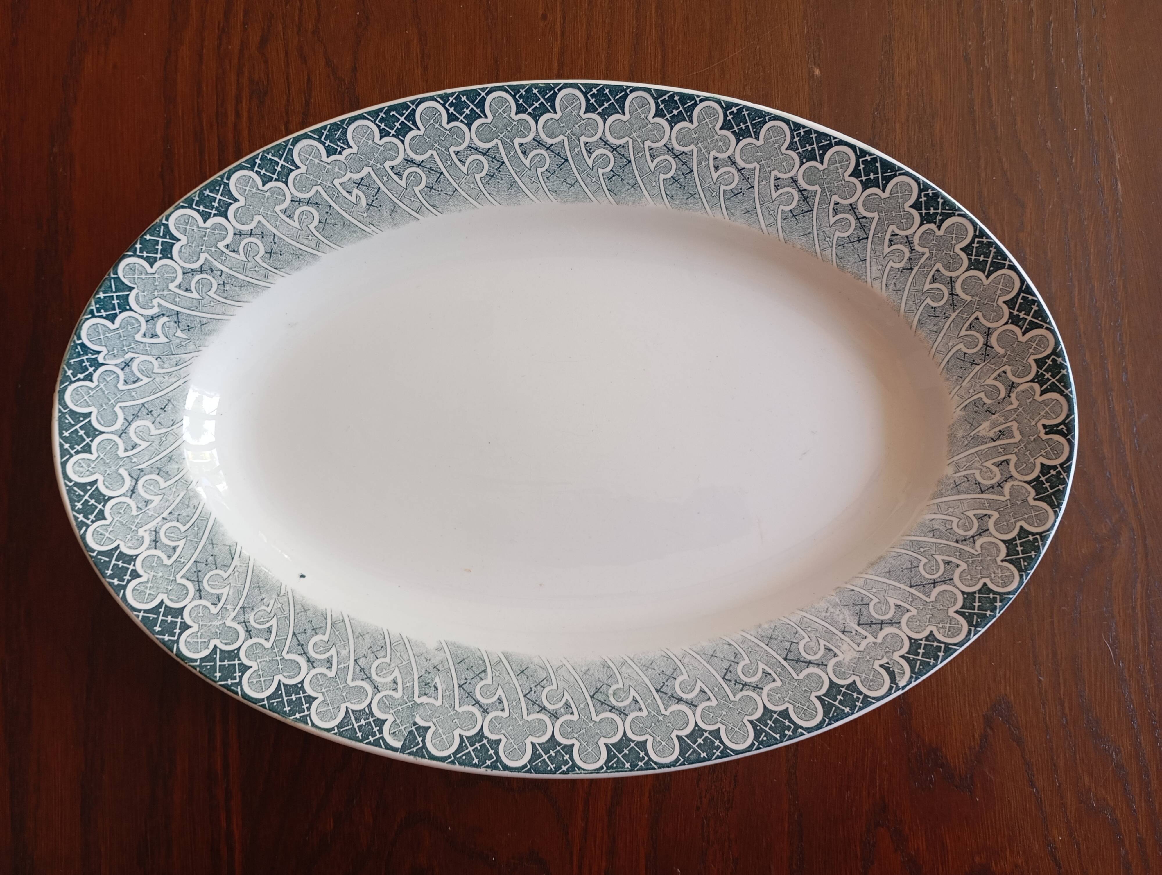 St Amand Hamage "Richelieu" ironstone dish