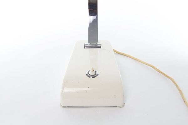 Lampe de bureau Kaiser Idell en ivoire blanc