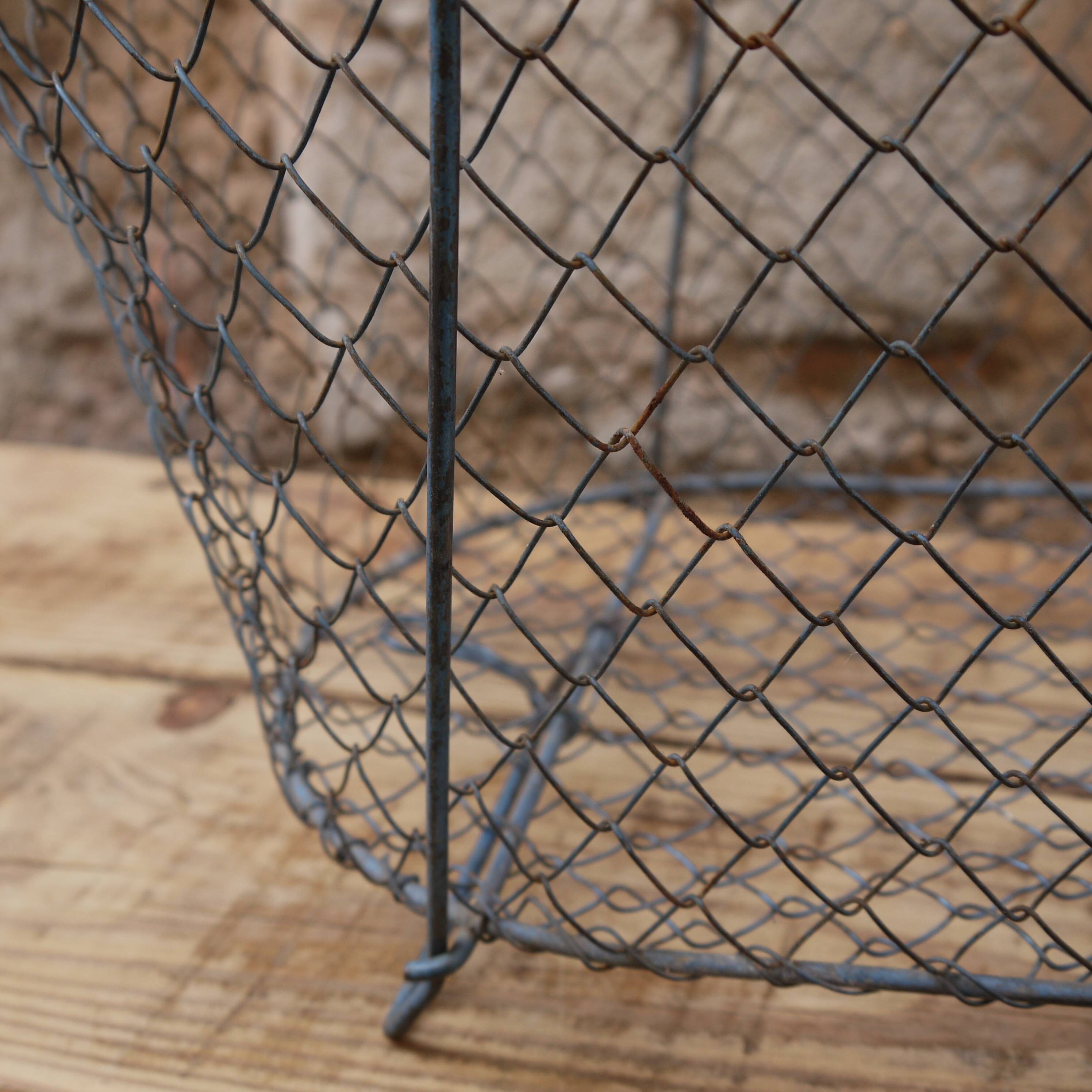 Metal folding basket