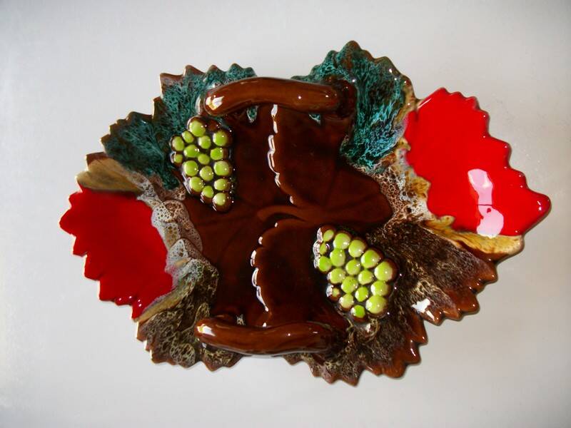 Plate Vallauris with handles