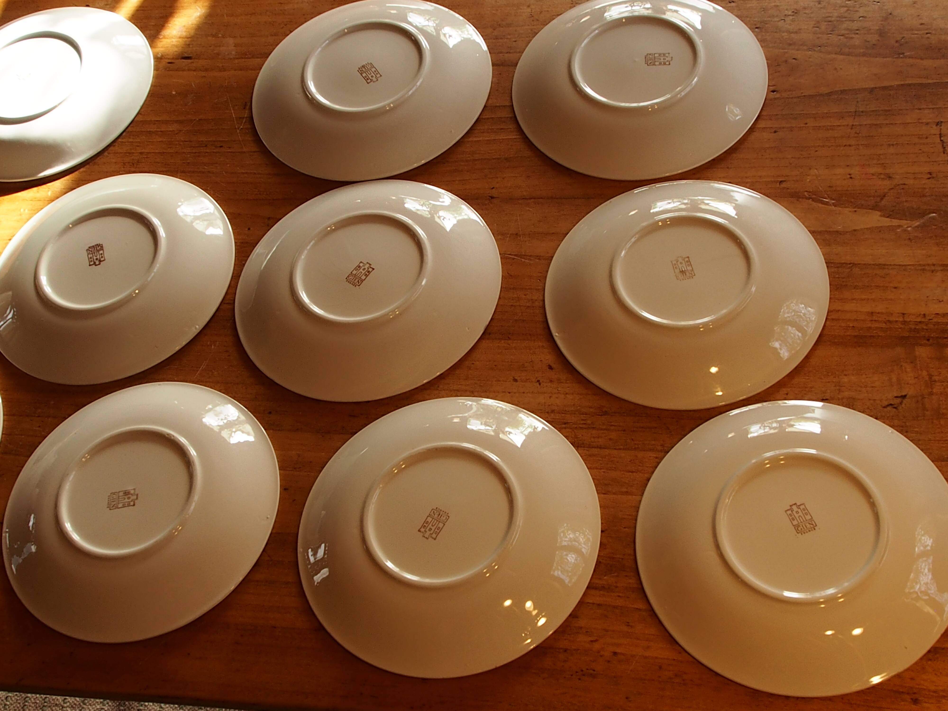 Lot of 10 vintage flat plates from the GIEN factory