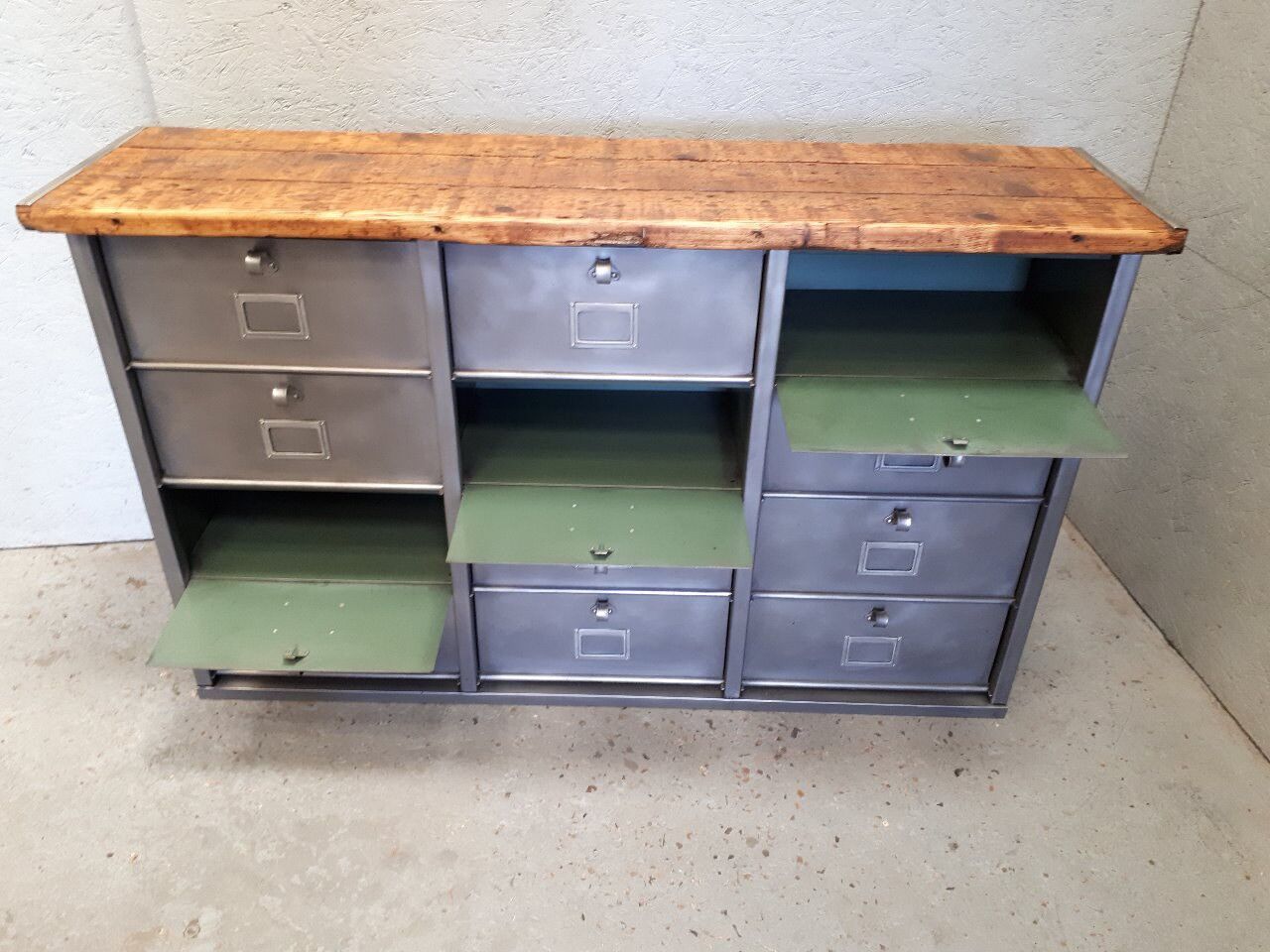 Buffet industrial strafor twelve valves