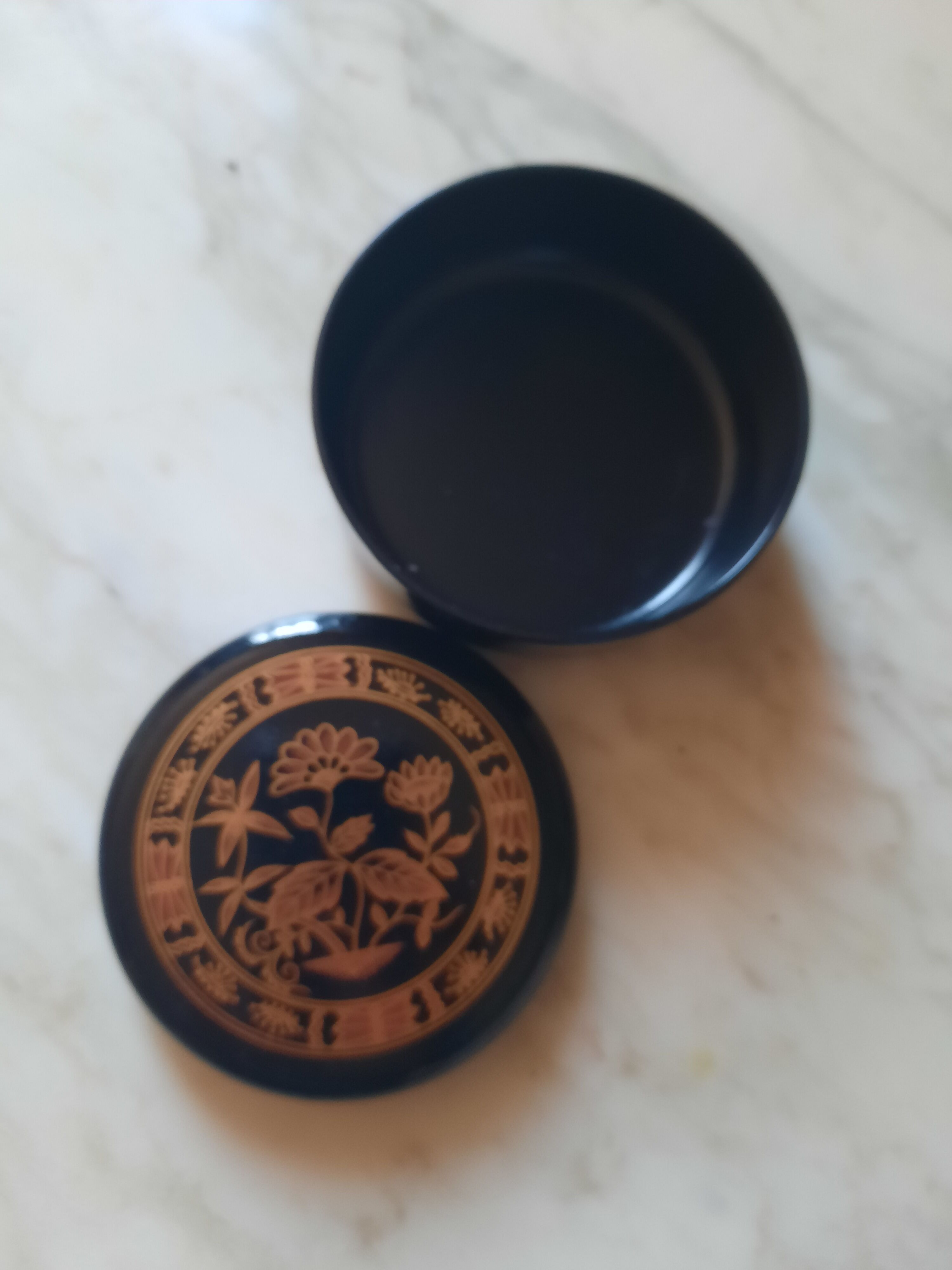Boîte japonaise en laque