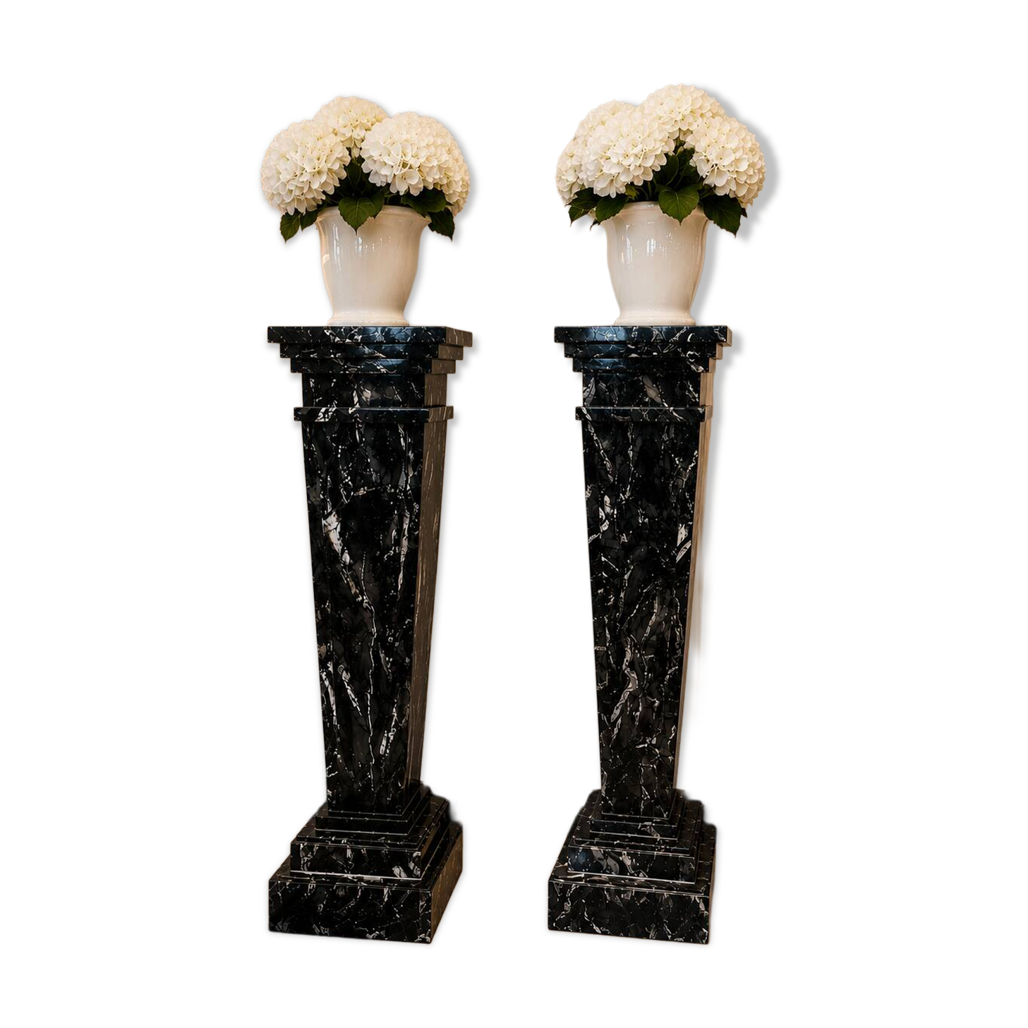 Paire de colonnes Art déco en marbre noir
