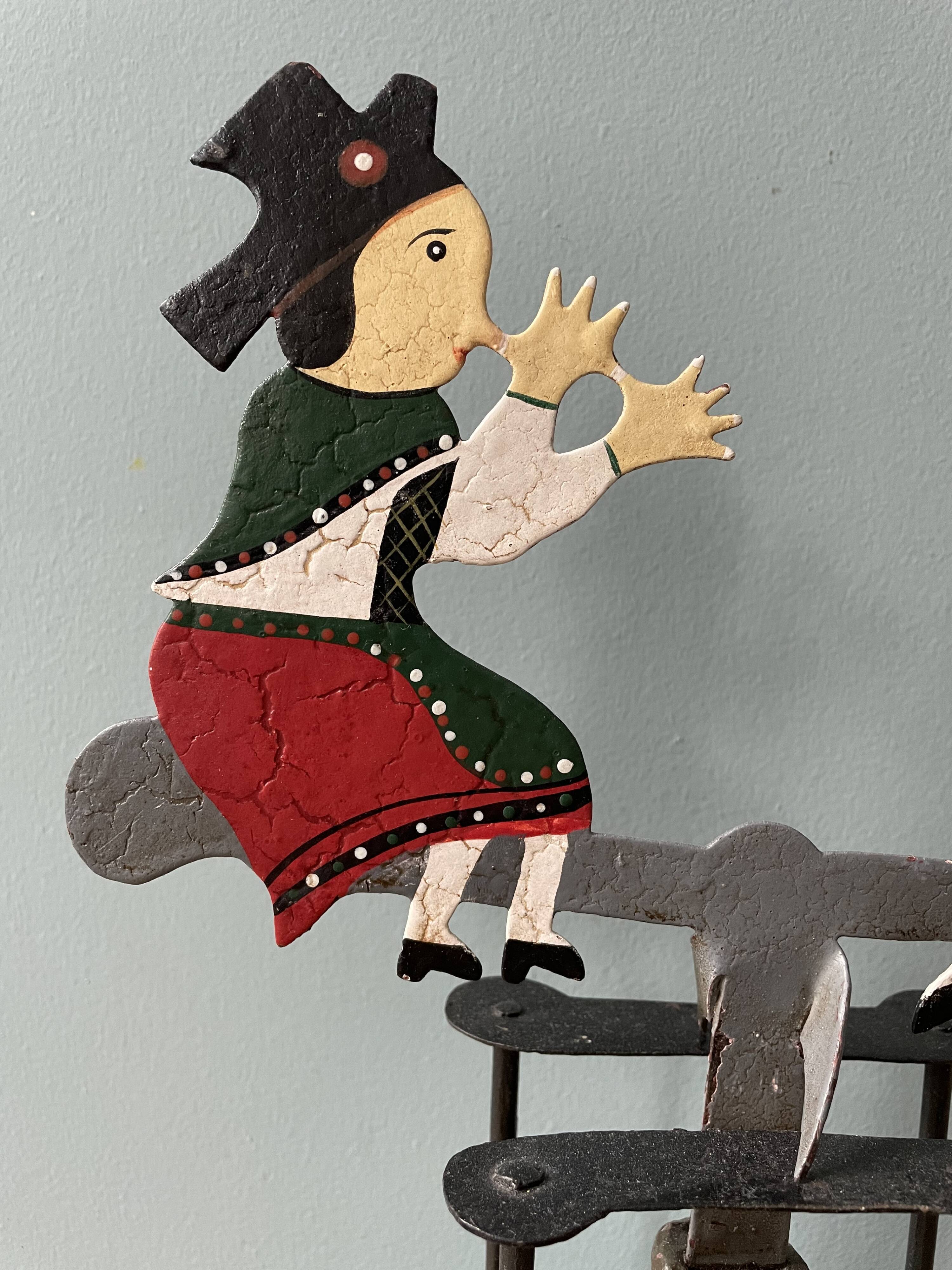 Old mobile toy with pendulum