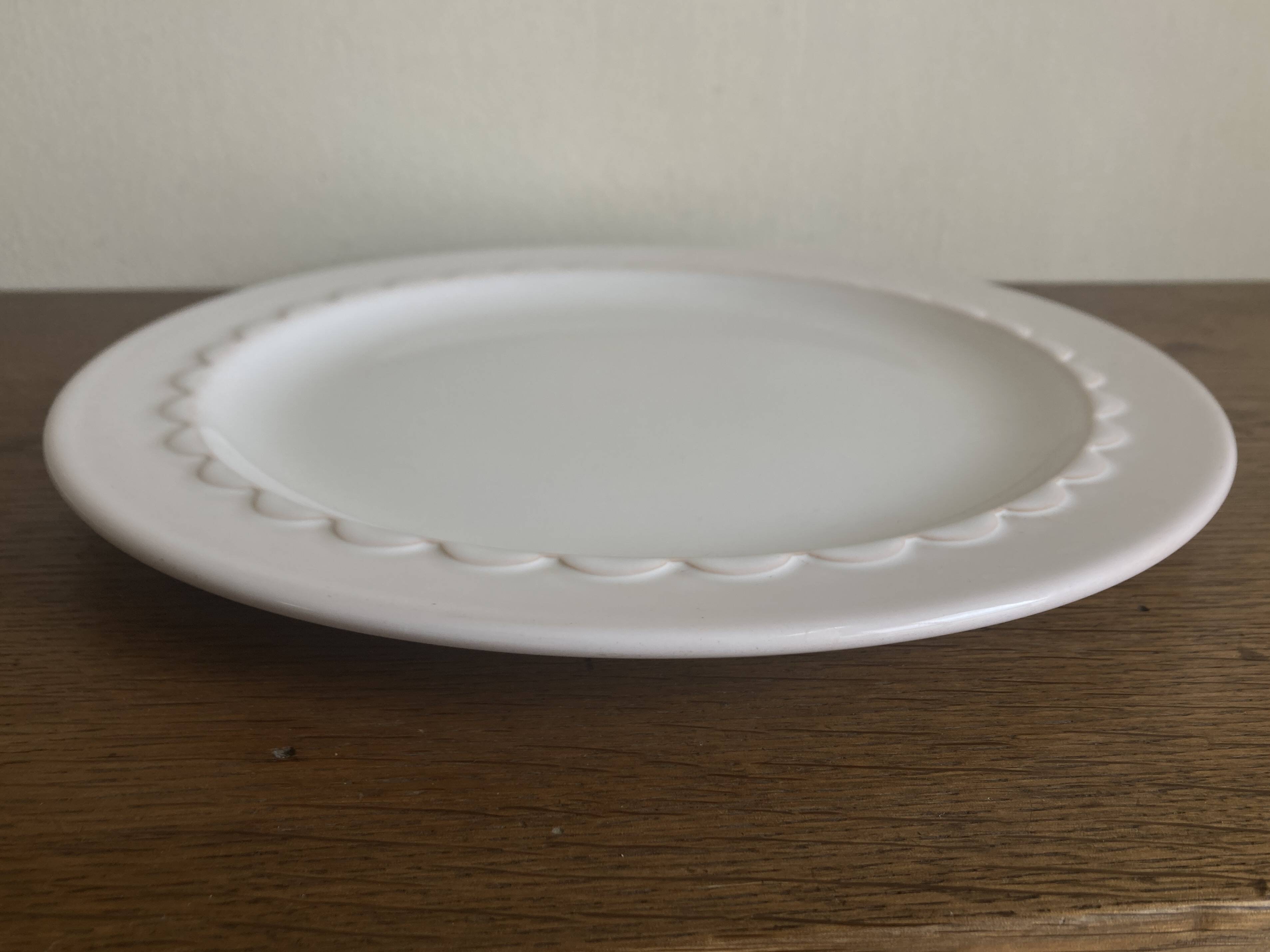 Pierre Motton scalloped cake plate for Gien