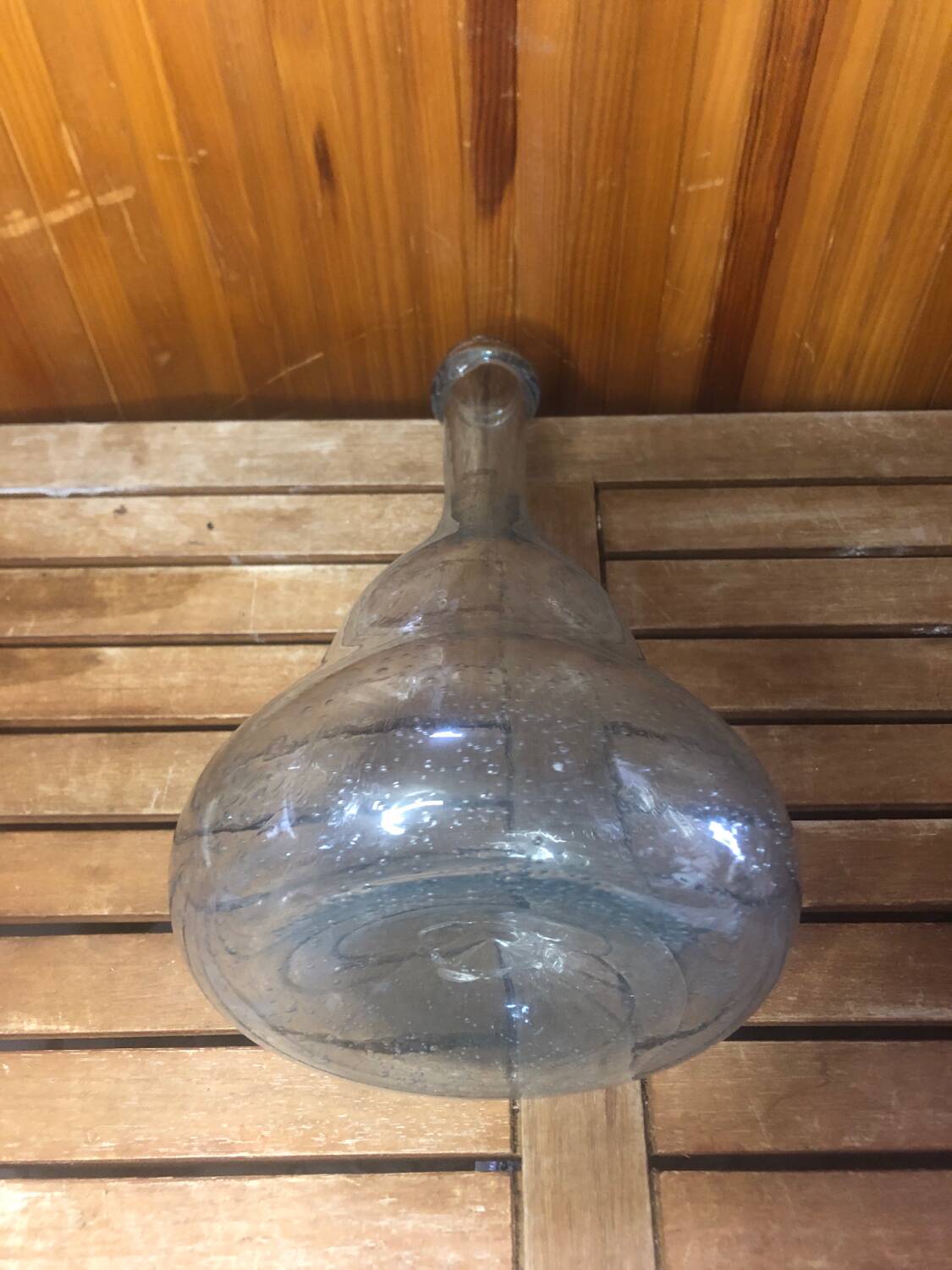 Ancienne bouteille style biot verre soufflé bullé bleuté vintage