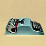 Olivetti Lettera 32 typewriter