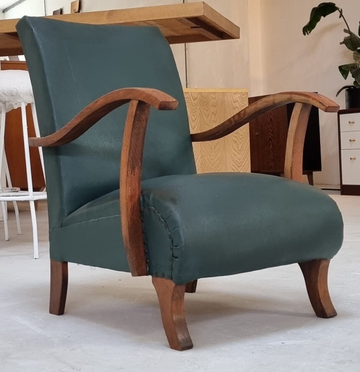 Fauteuil du milieu du siècle