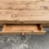 Farm table