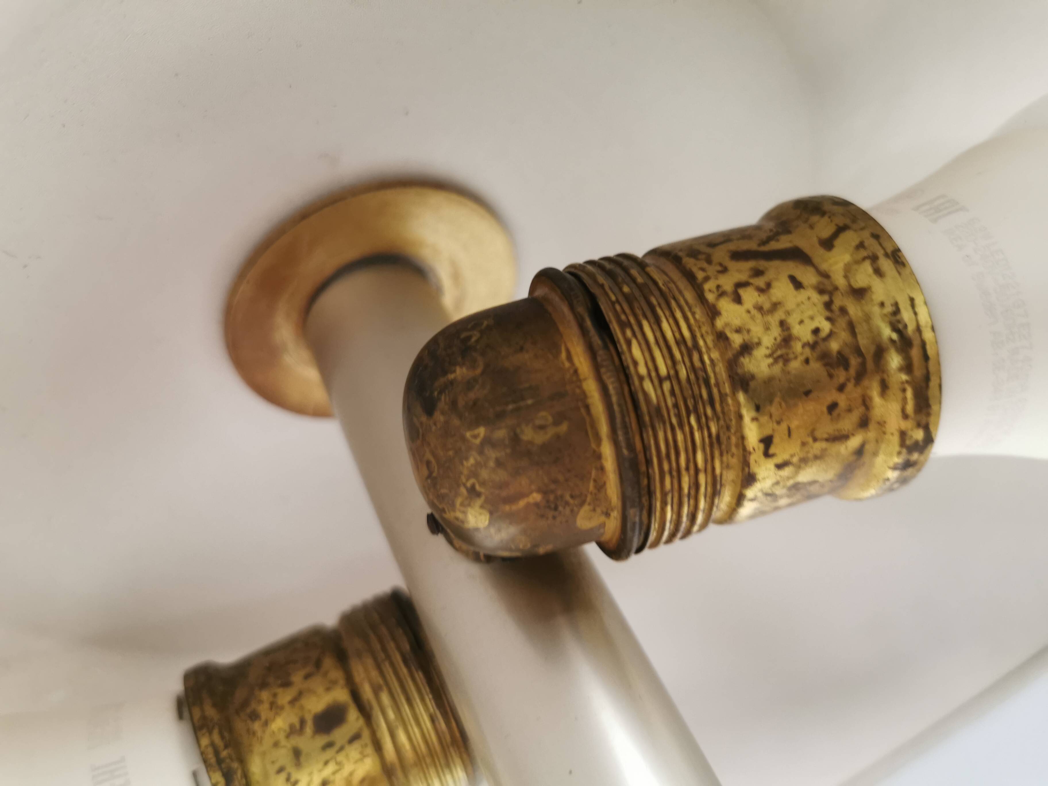 Vintage table lamp in ‘brass’ colour, probably German and from the 1980s.