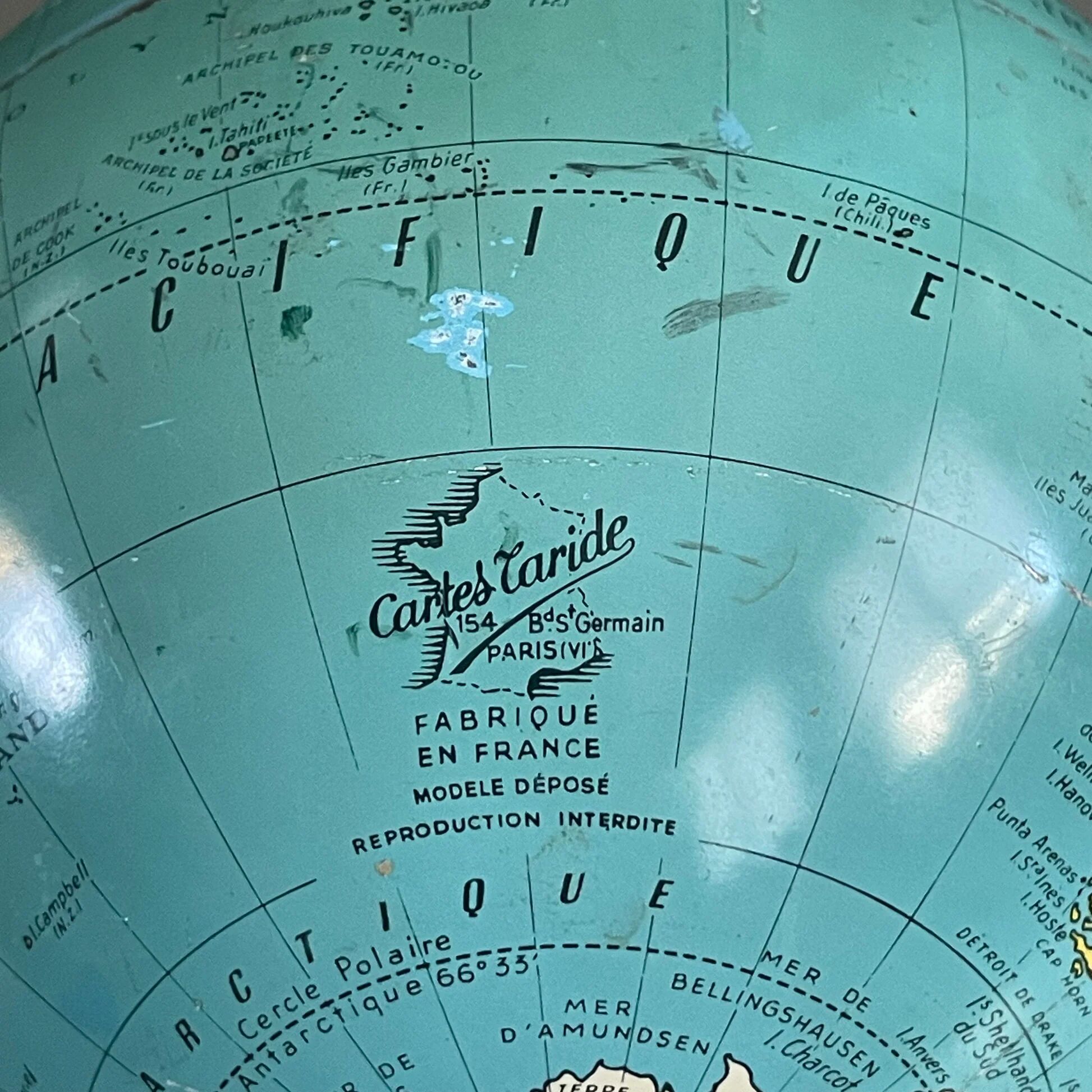 Small vintage globe, Taride maps