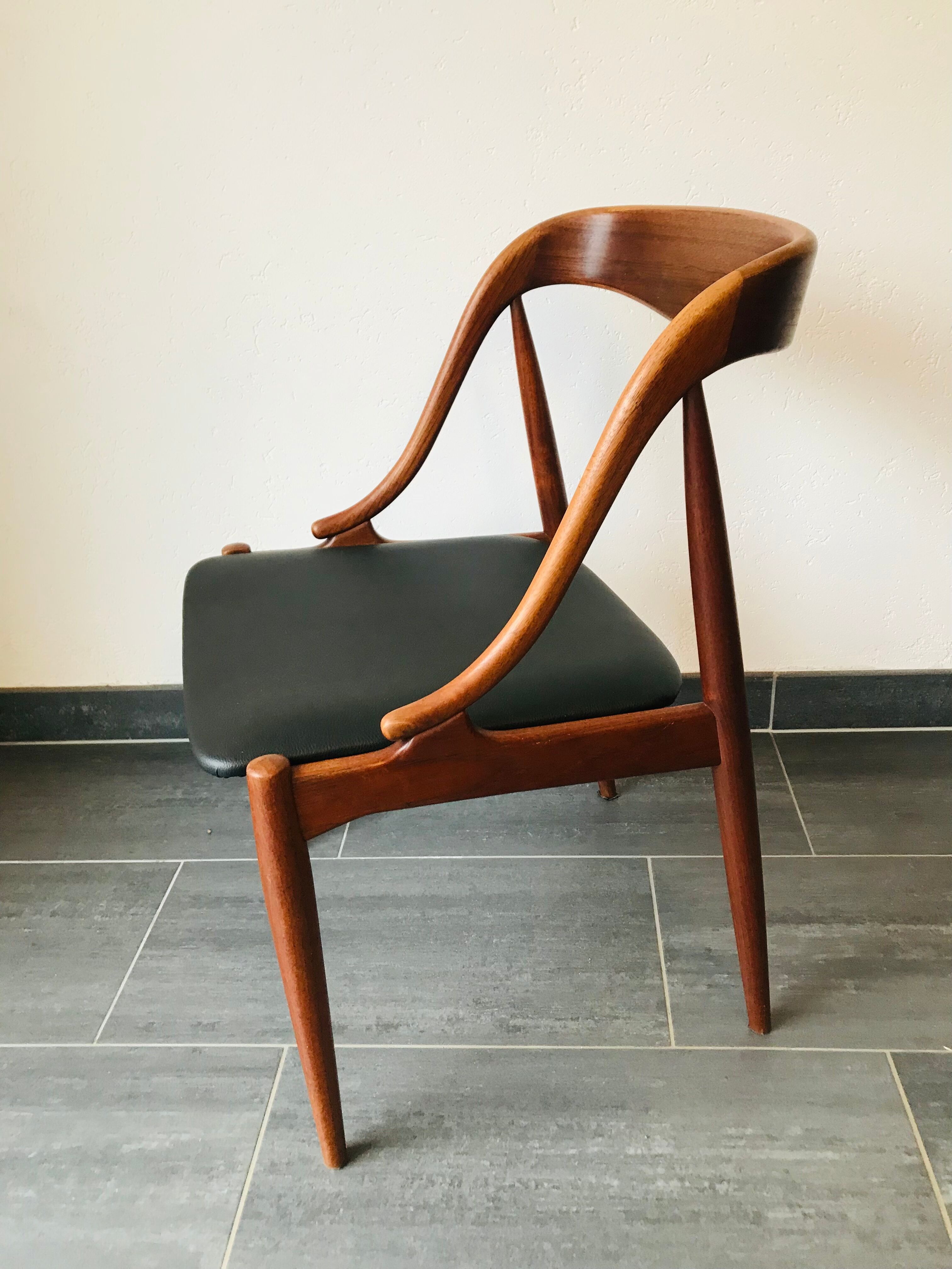 Chaise danoise Johannes Andersen 1960