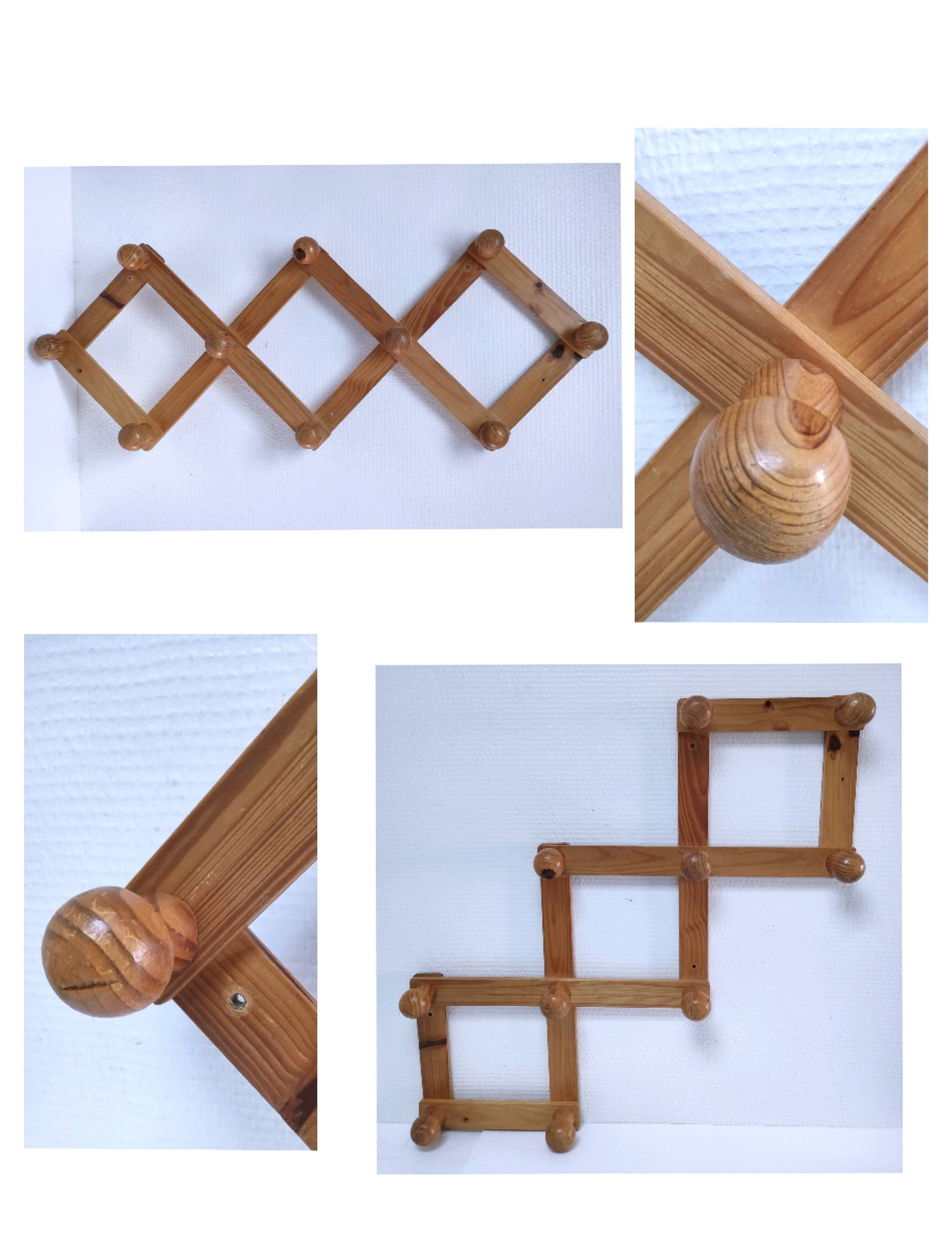 Vintage solid pine accordion coat rack
