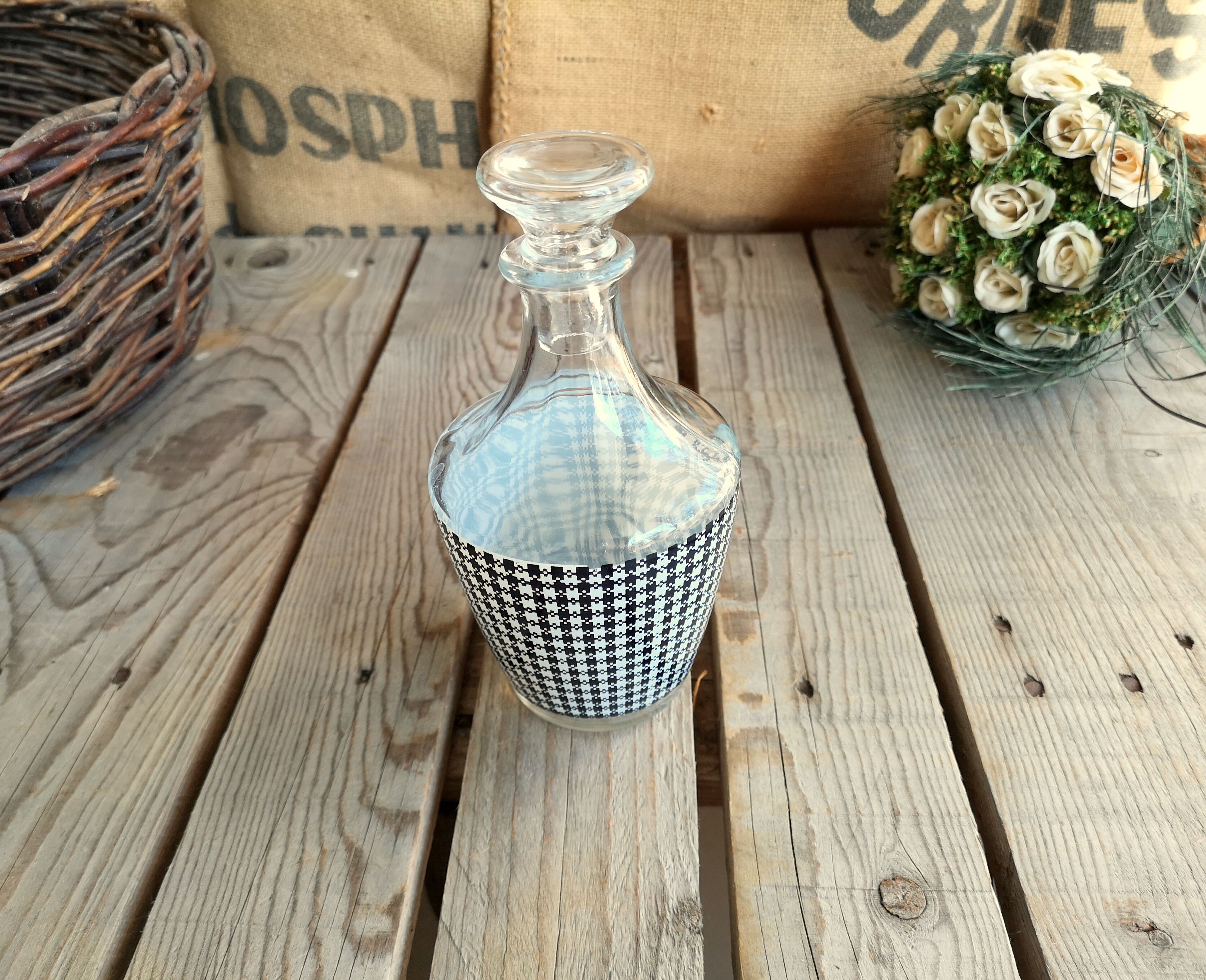 Carafe Luminarc Vintage with Bouchon with Black and White Carreaux décor