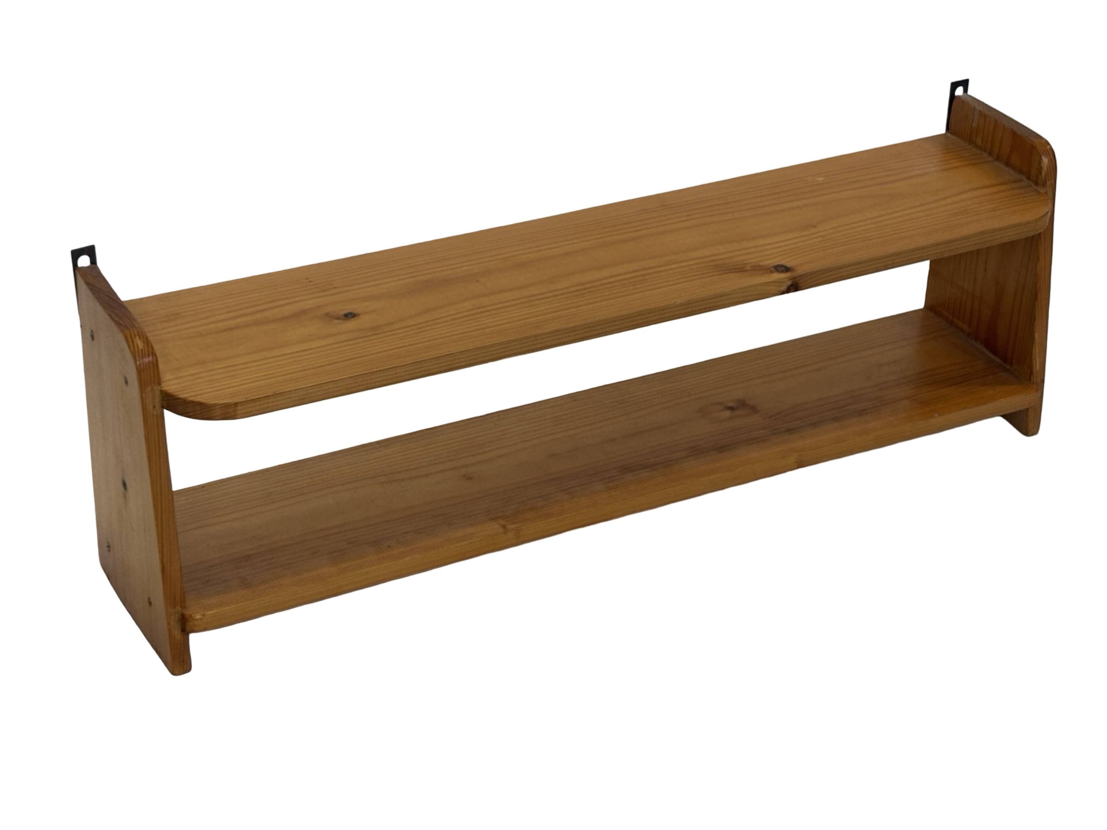 Vintage wooden wall shelve rack in pinewood minimalist design
