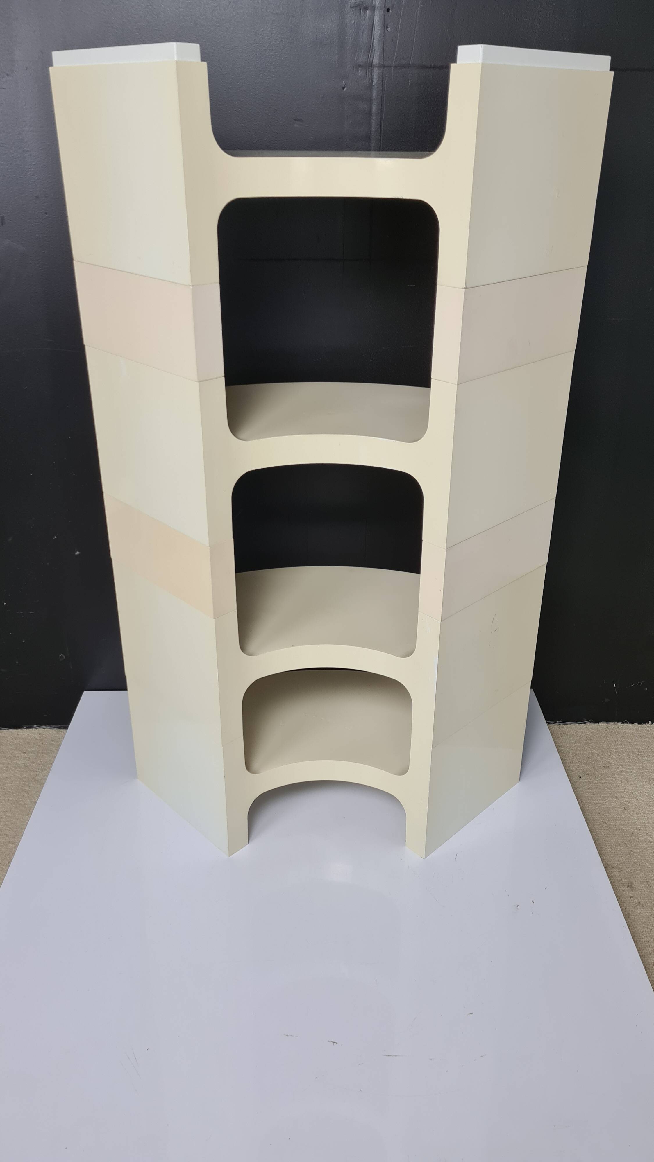 Shelf Vardani Design Italy 1970