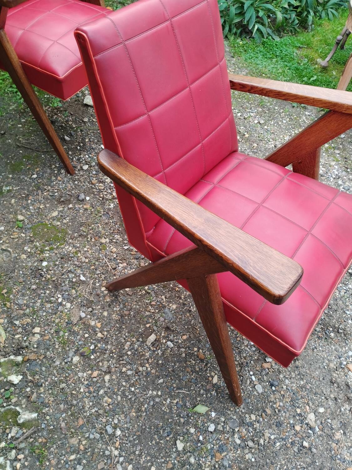 Paire de fauteuils anciens pieds compas
