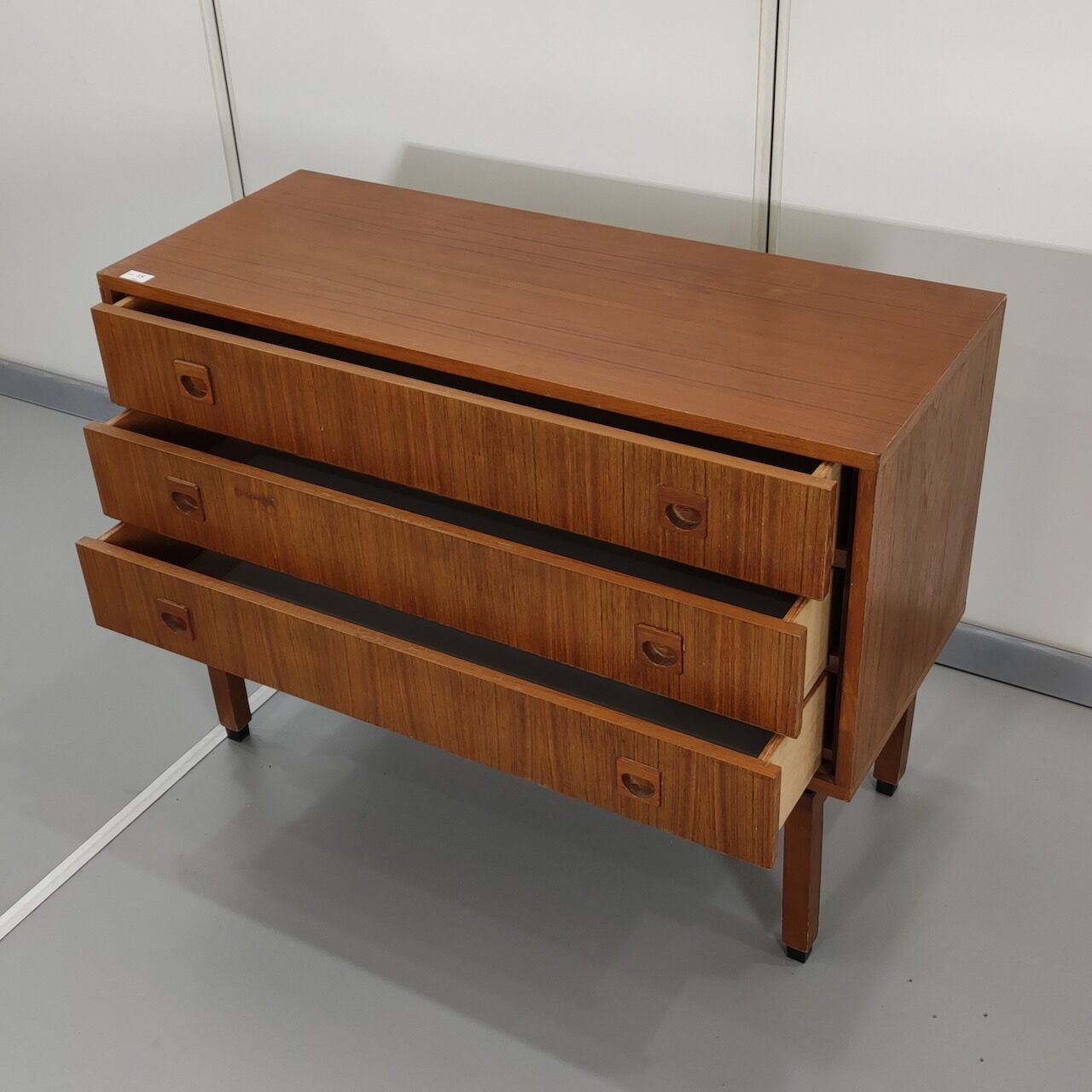 Commode vintage en teck