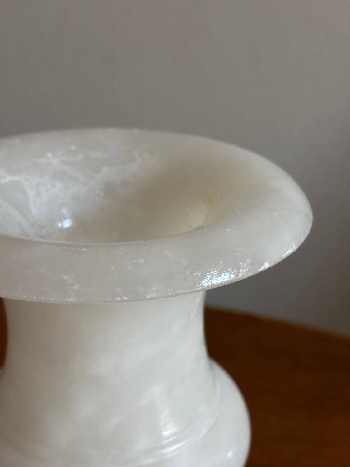 Medici vase in alabaster