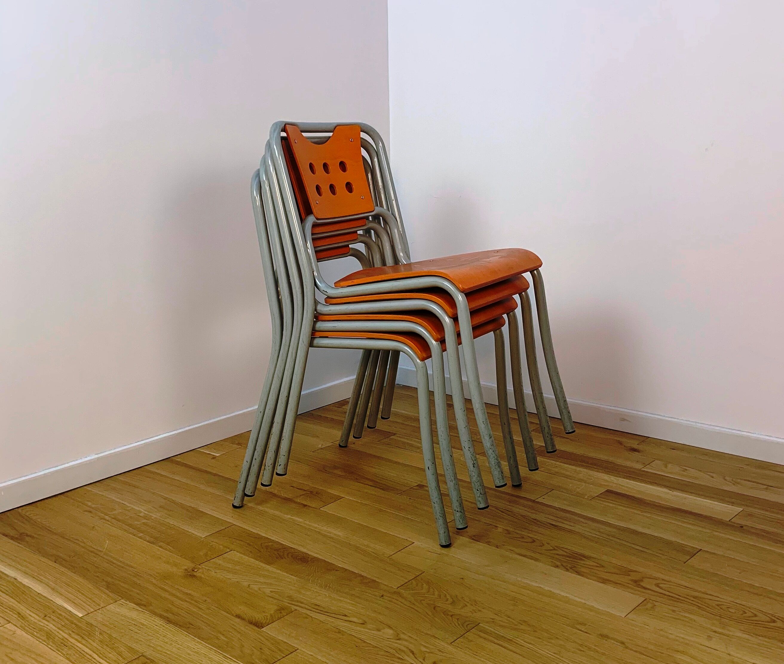 Vintage community chair