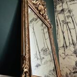 Miroir doré en bois