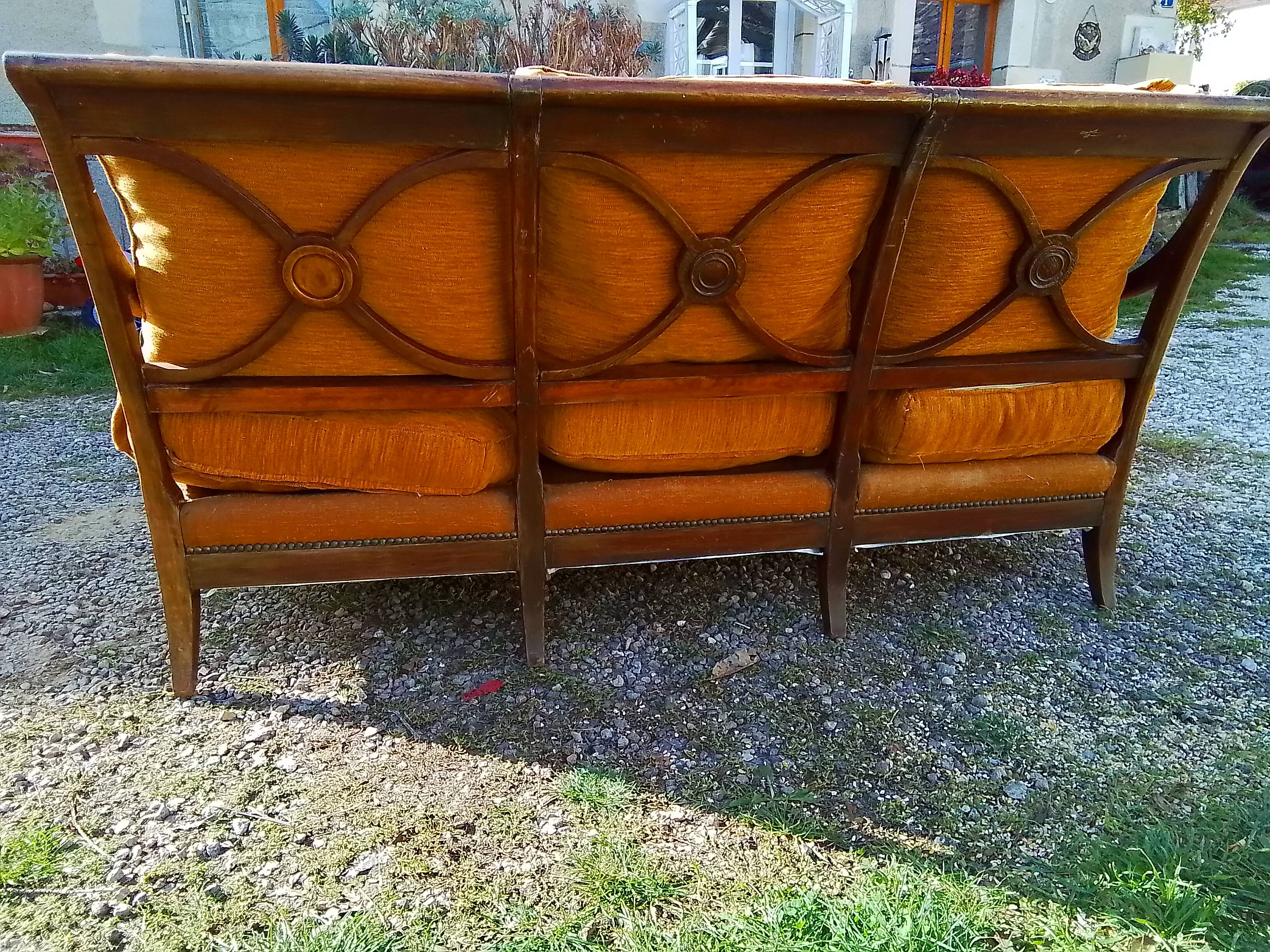 3-seater wooden sofa benches and feather seats