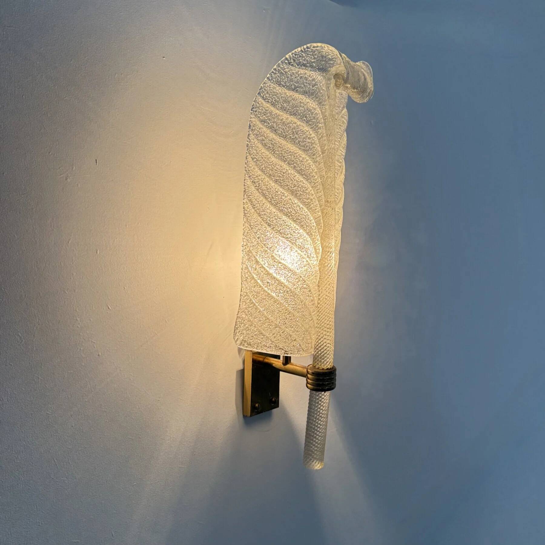 Large Barovier & Toso wall lamp Murano glass leaf, 1970s