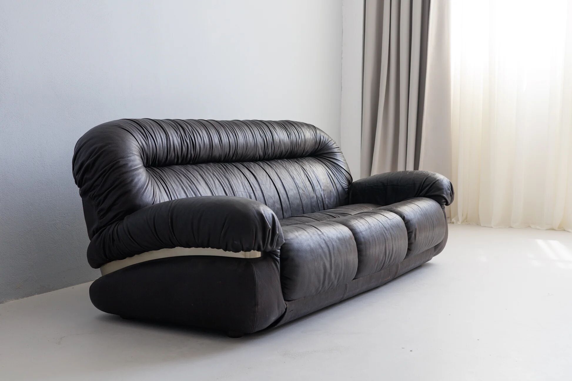 Vintage brown three seater leather sofa, 1970-1980s