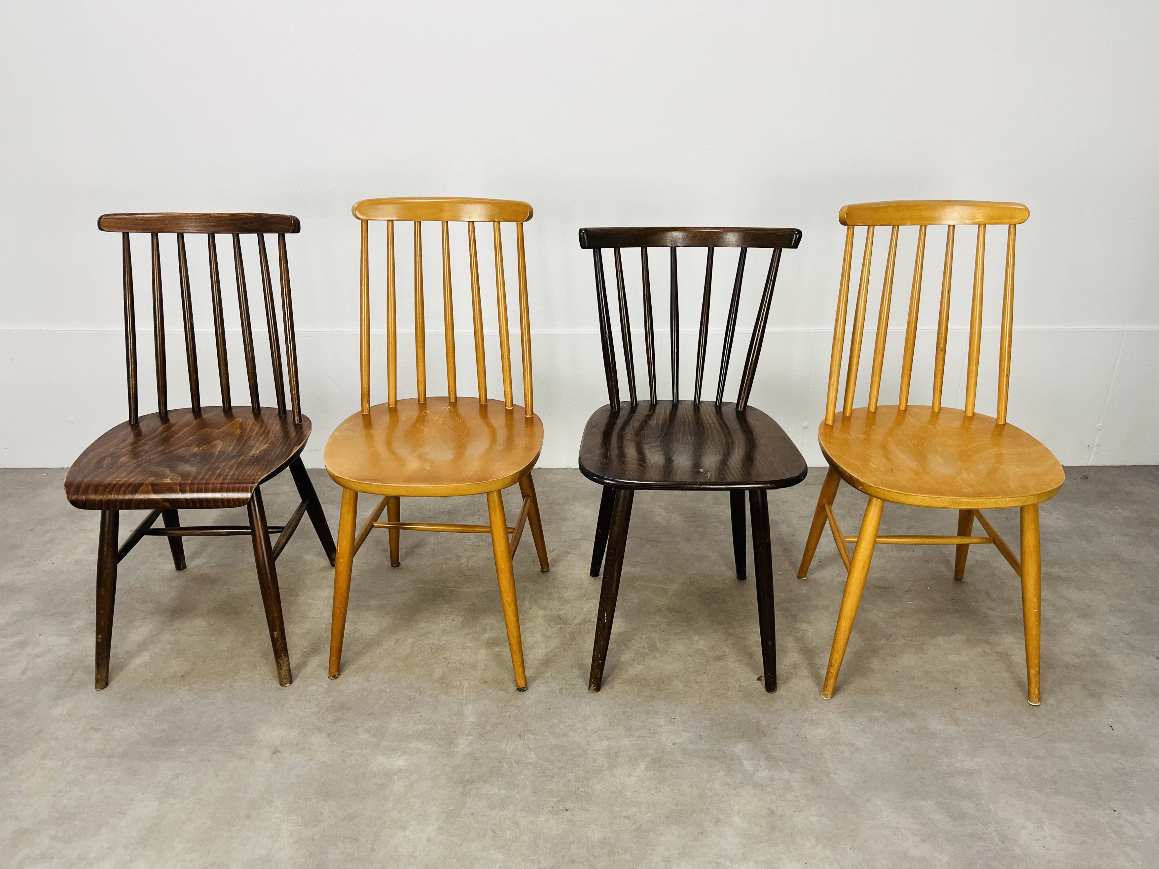 4 Scandinavian chairs with bars from the 60s