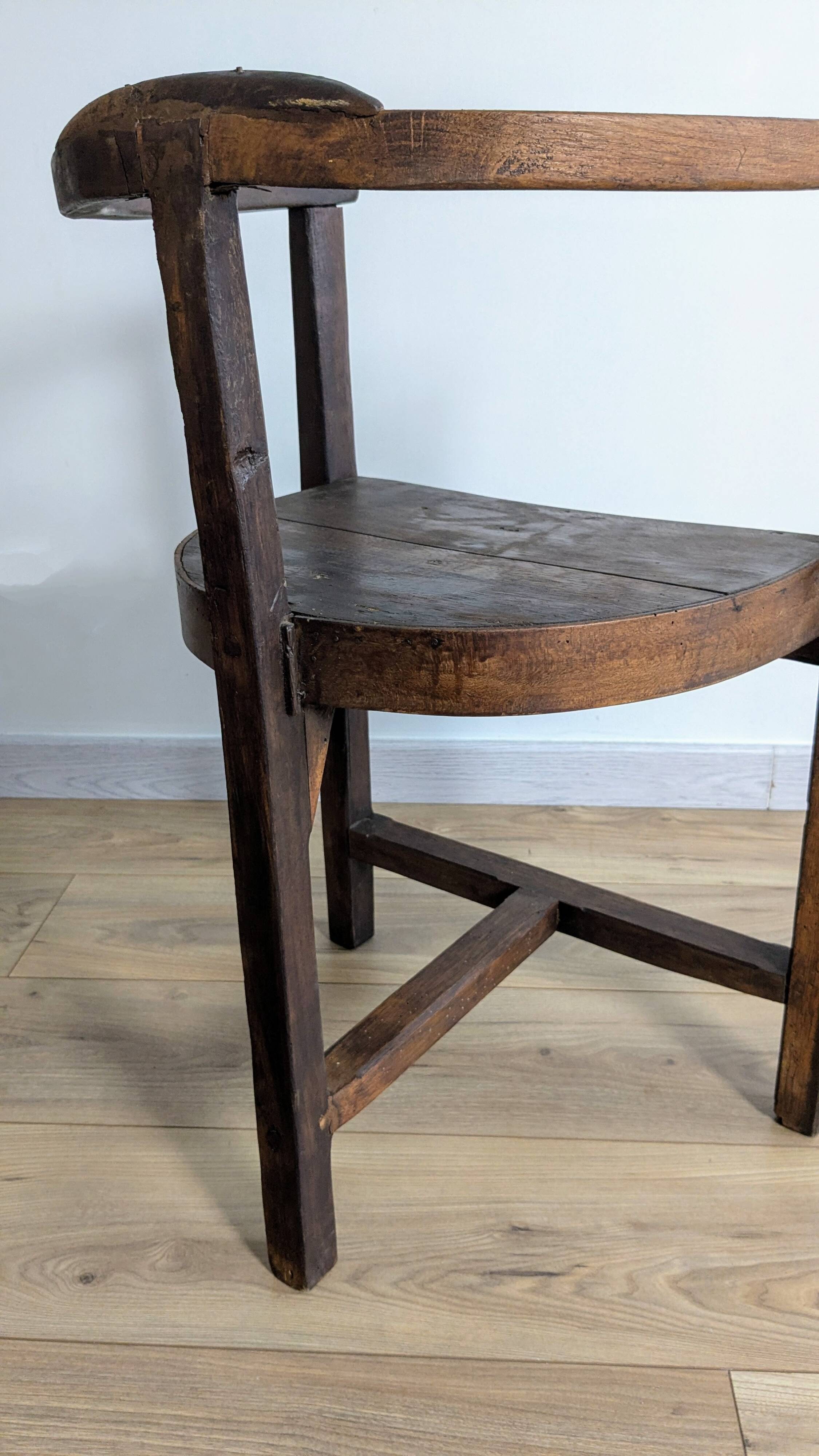 Arts & Craft Country Armchair