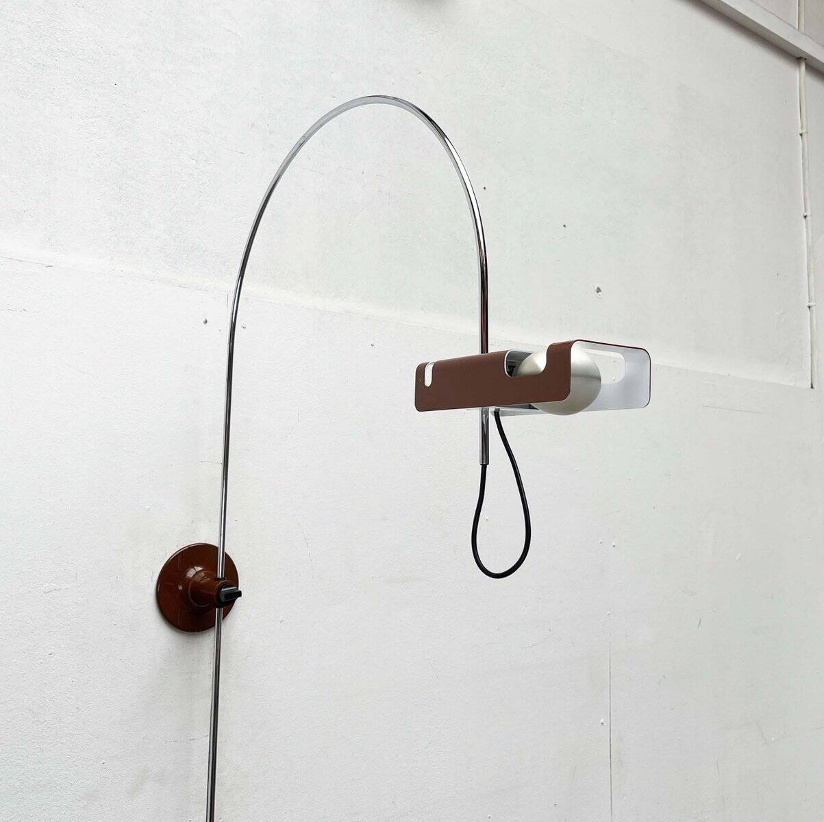 Mid-Century Modern Italian Space Arc Spider Wall Lamp by Joe Colombo for Oluce, 1960s