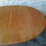 Scandinavian table