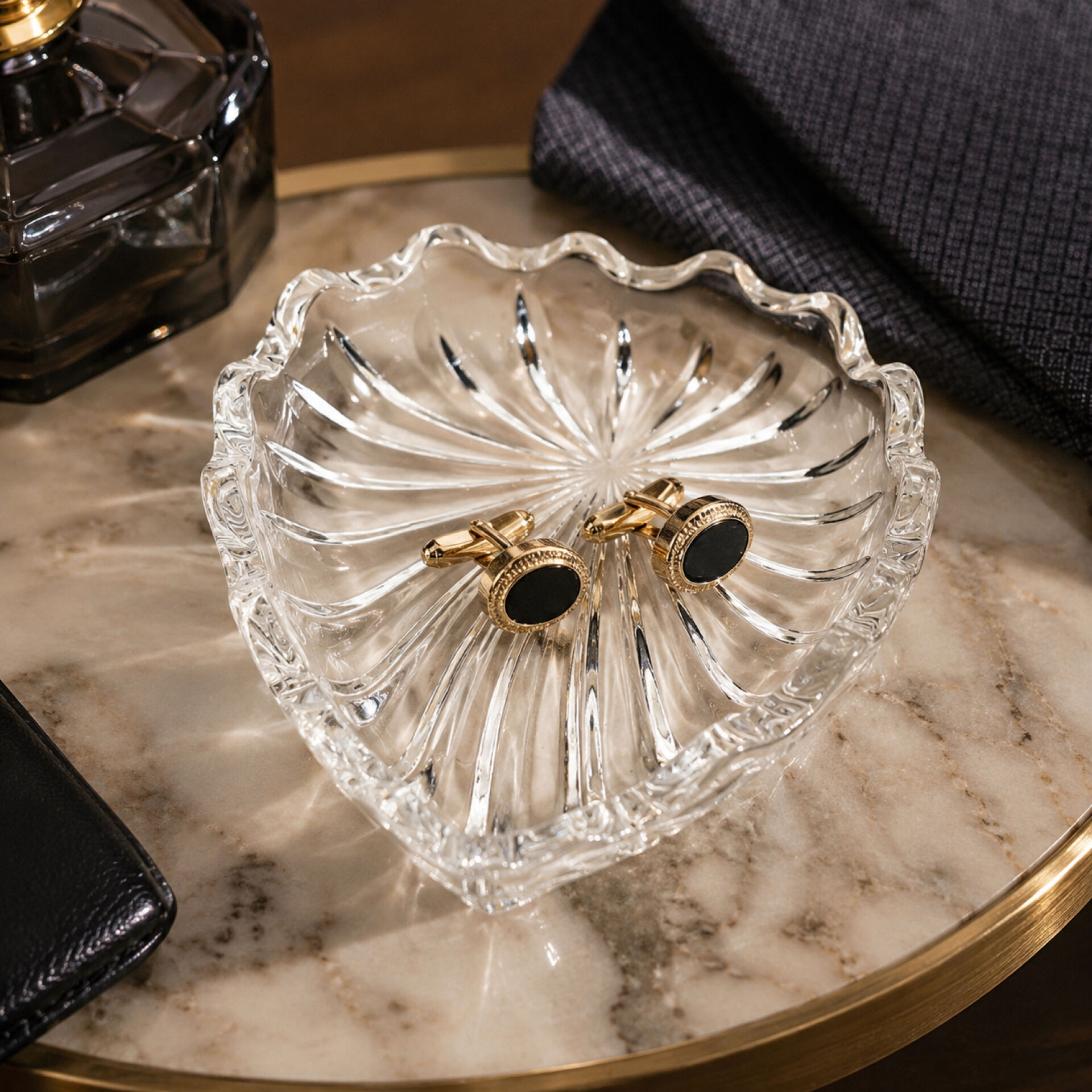Small crystal shell-shaped dish – Key tray or jewellery holder