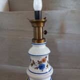 Old kerosene lamp style lamp