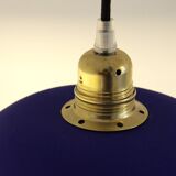 Blue Klein ceramic suspension