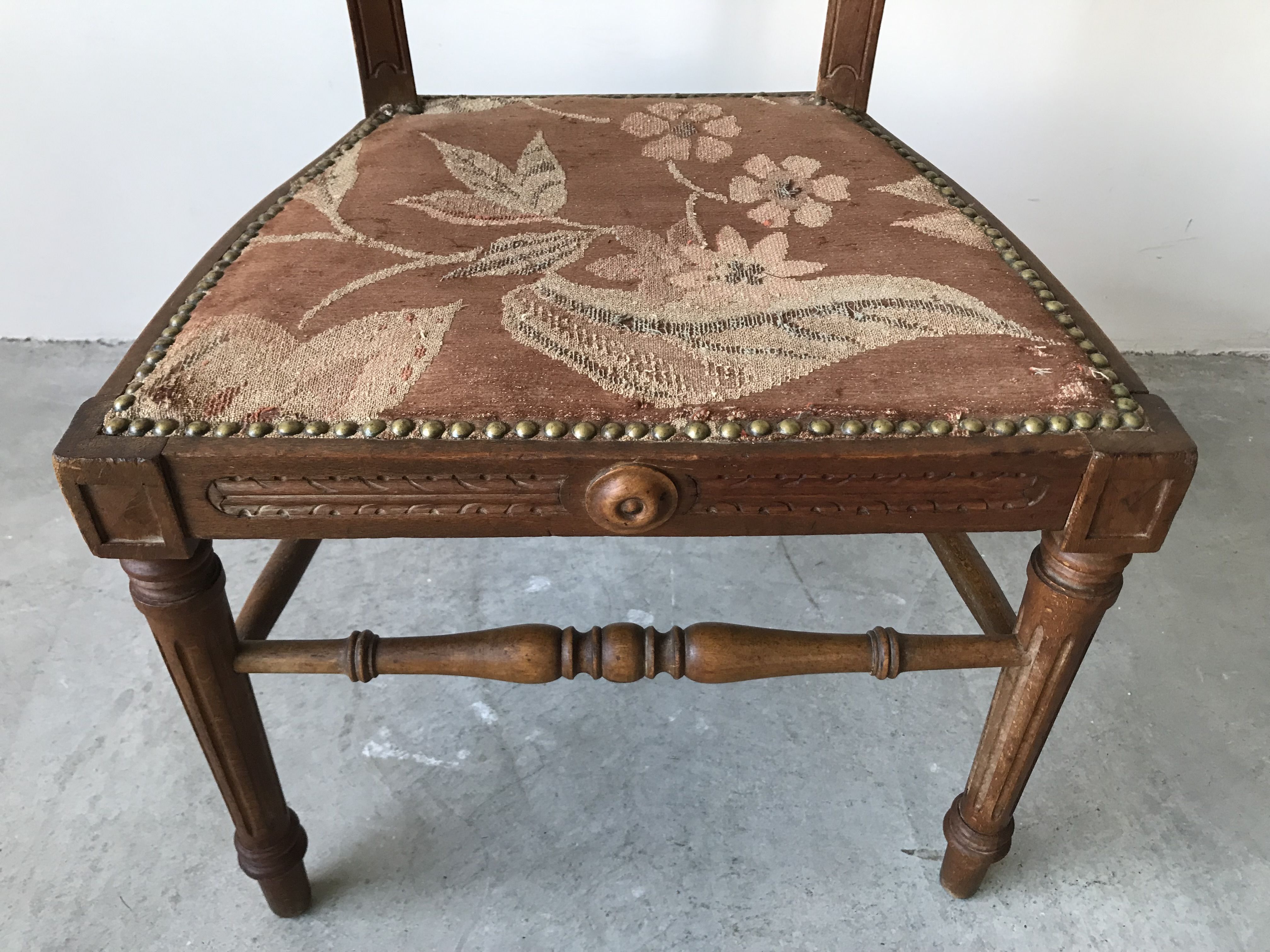 Nurse chair, Arts and Crafts spirit, early twentieth century.
