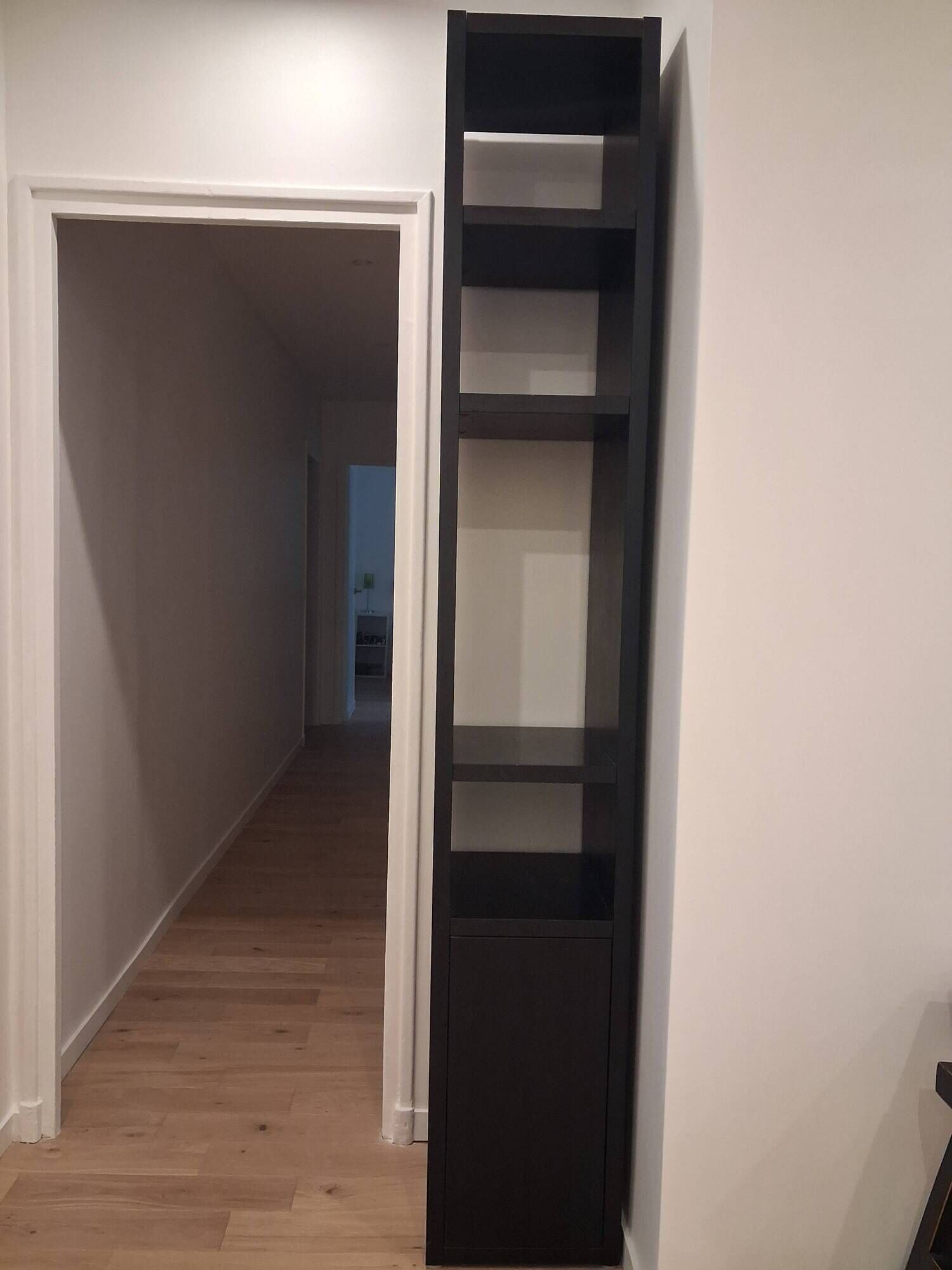 Bo Concept column