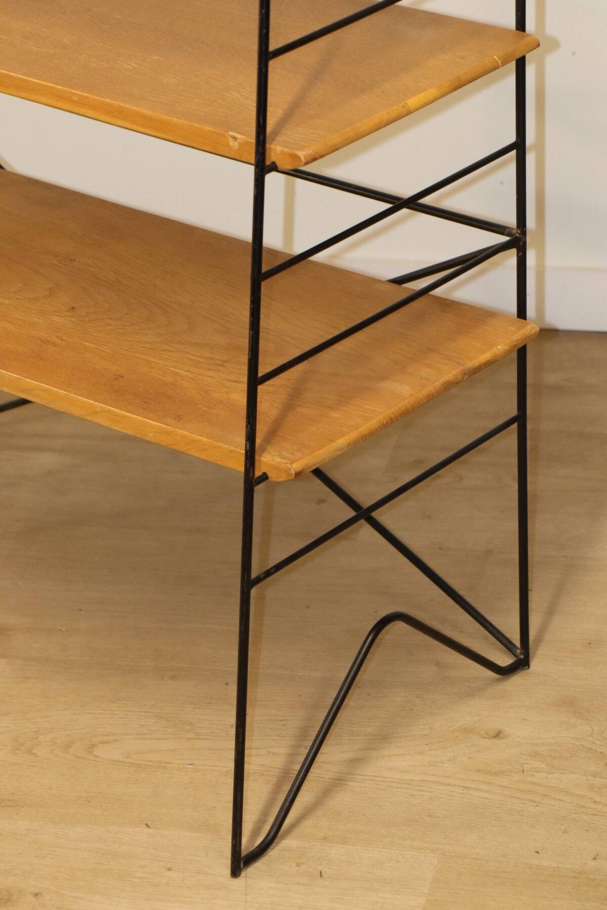 Etagère vintage en métal et chêne, 1960