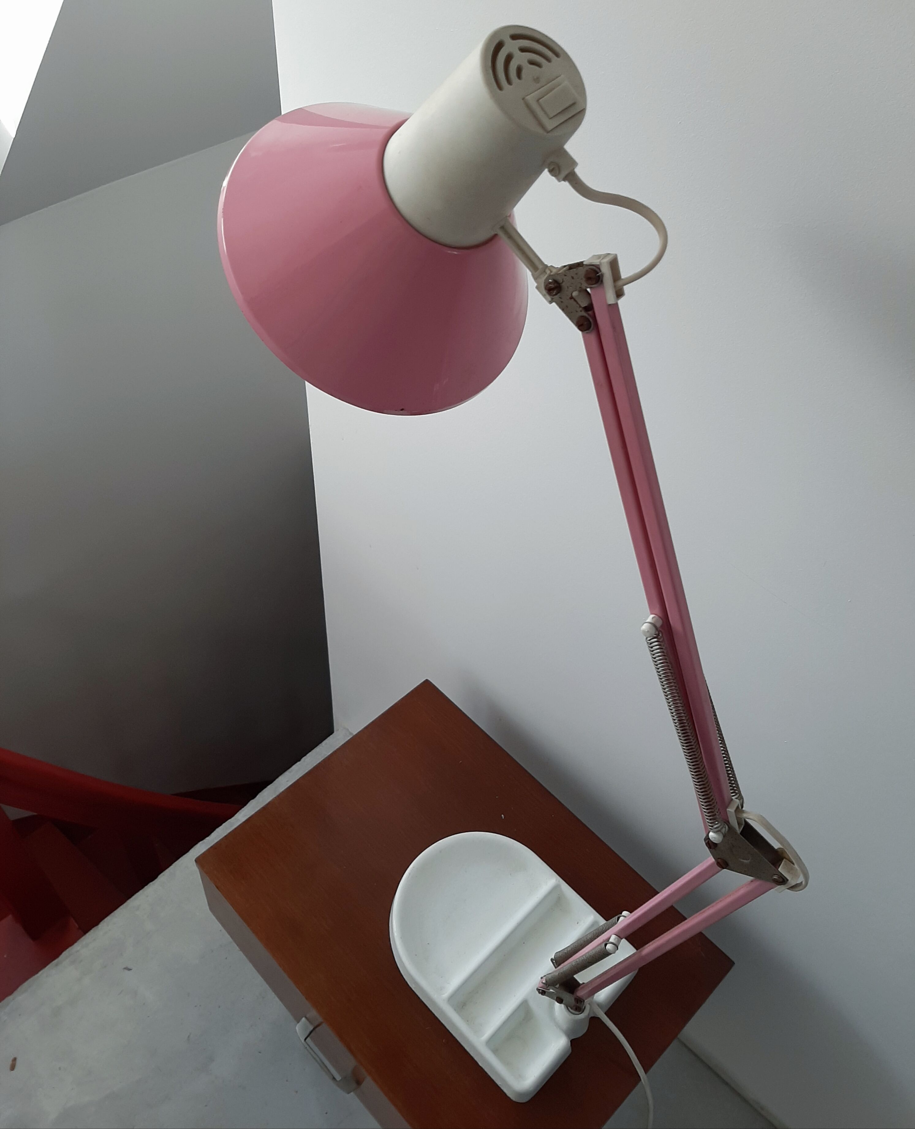 Pink architect office lamp with enamelled cast iron support