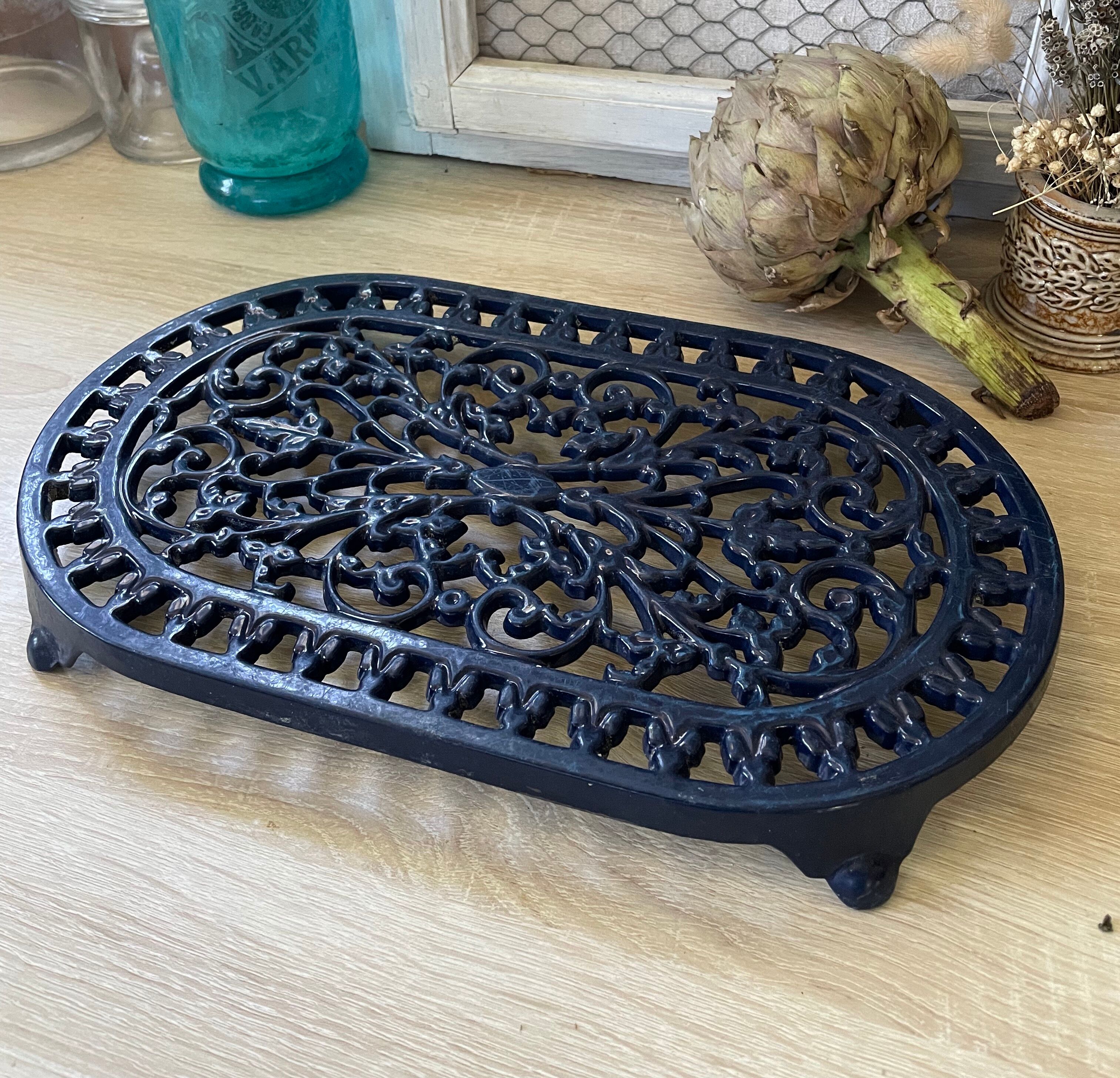 Enamelled cast iron underside 35cm