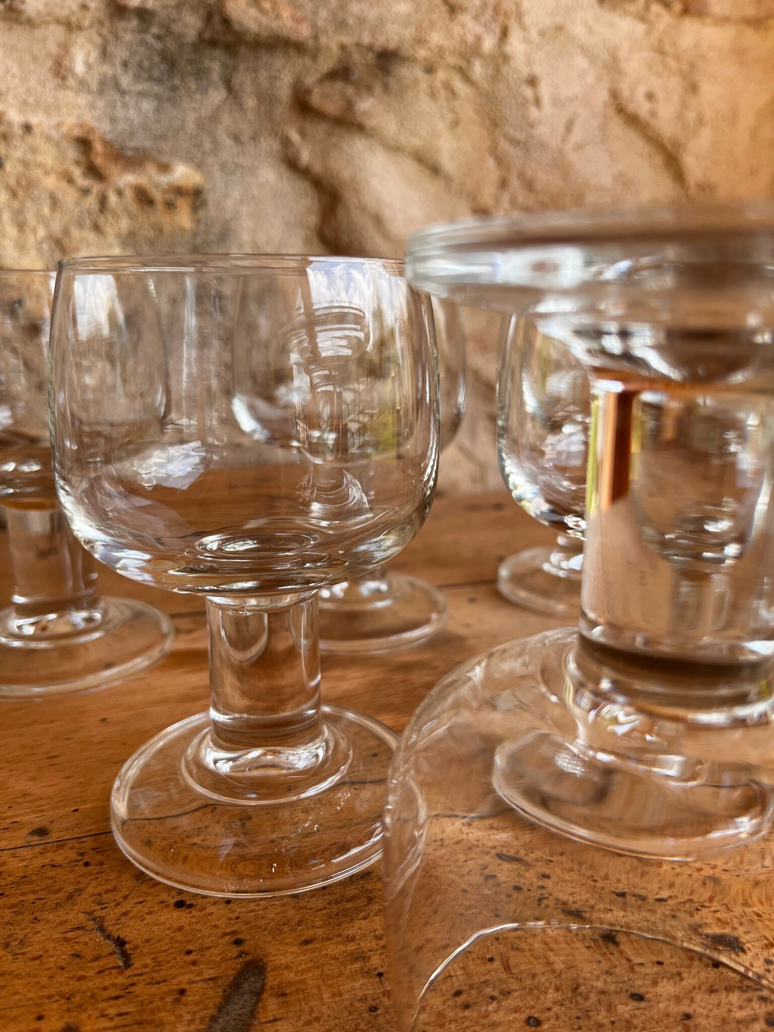 Set of 6 thick stemmed glasses
