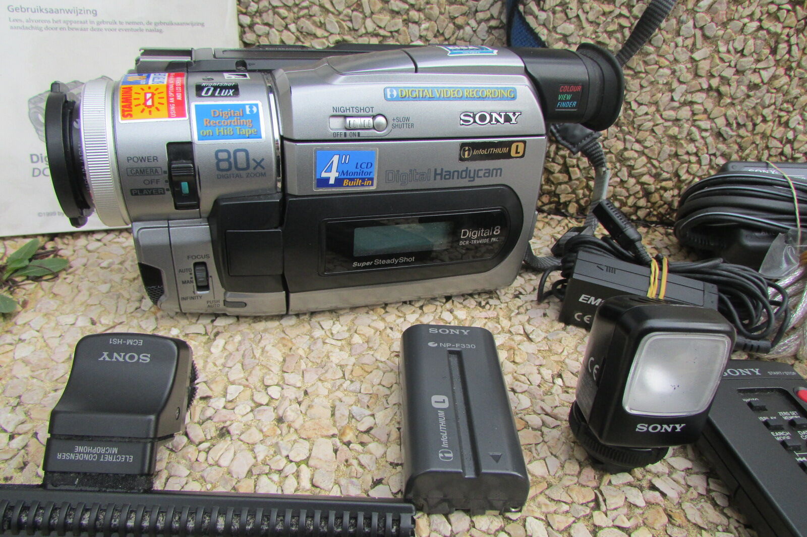Camescope Sony dcr-trv410e pal digital 8