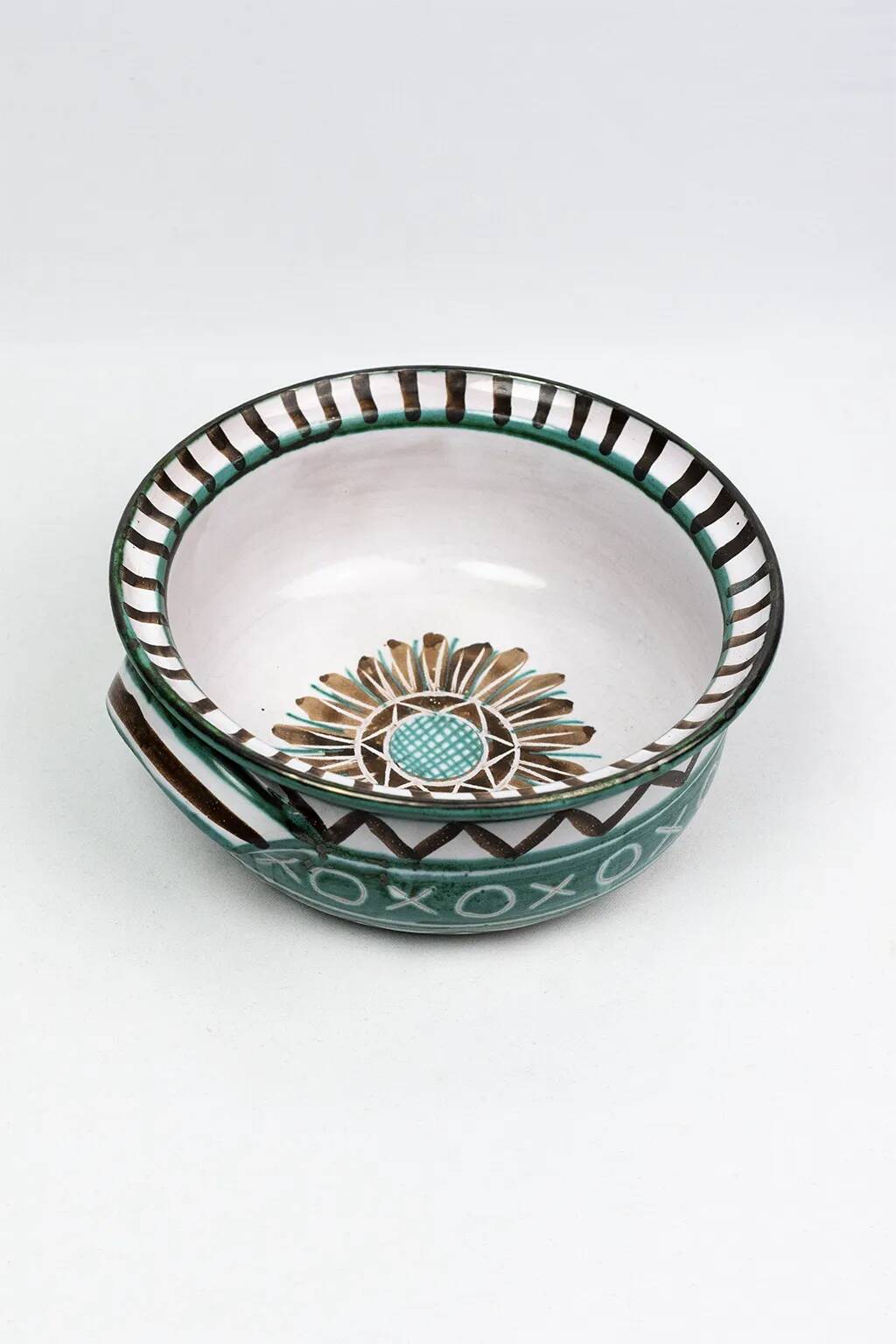 Small ear-handled bowl Robert Picault – Vallauris, sunflower decoration 1950