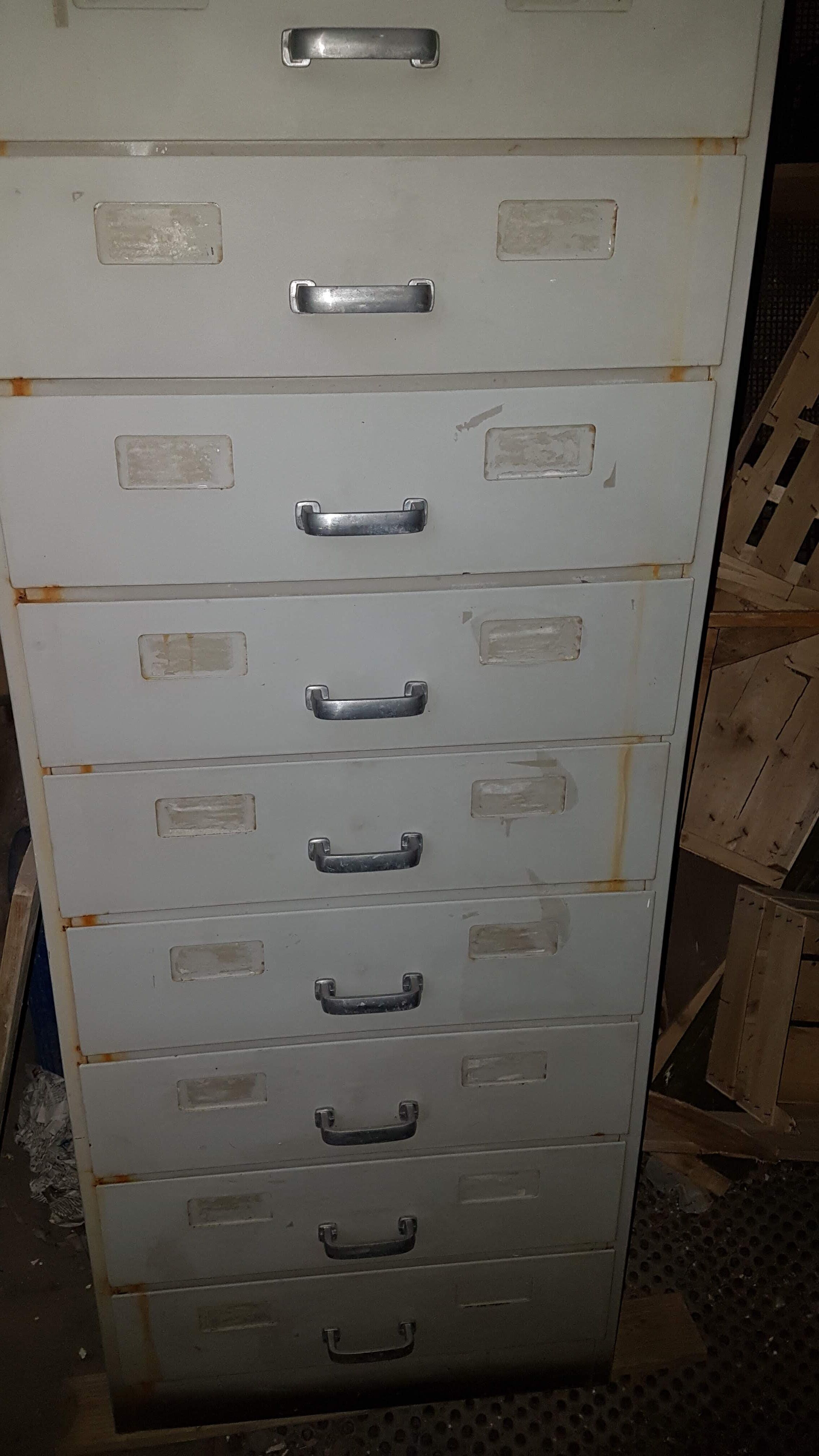 Armoire classeur en fer