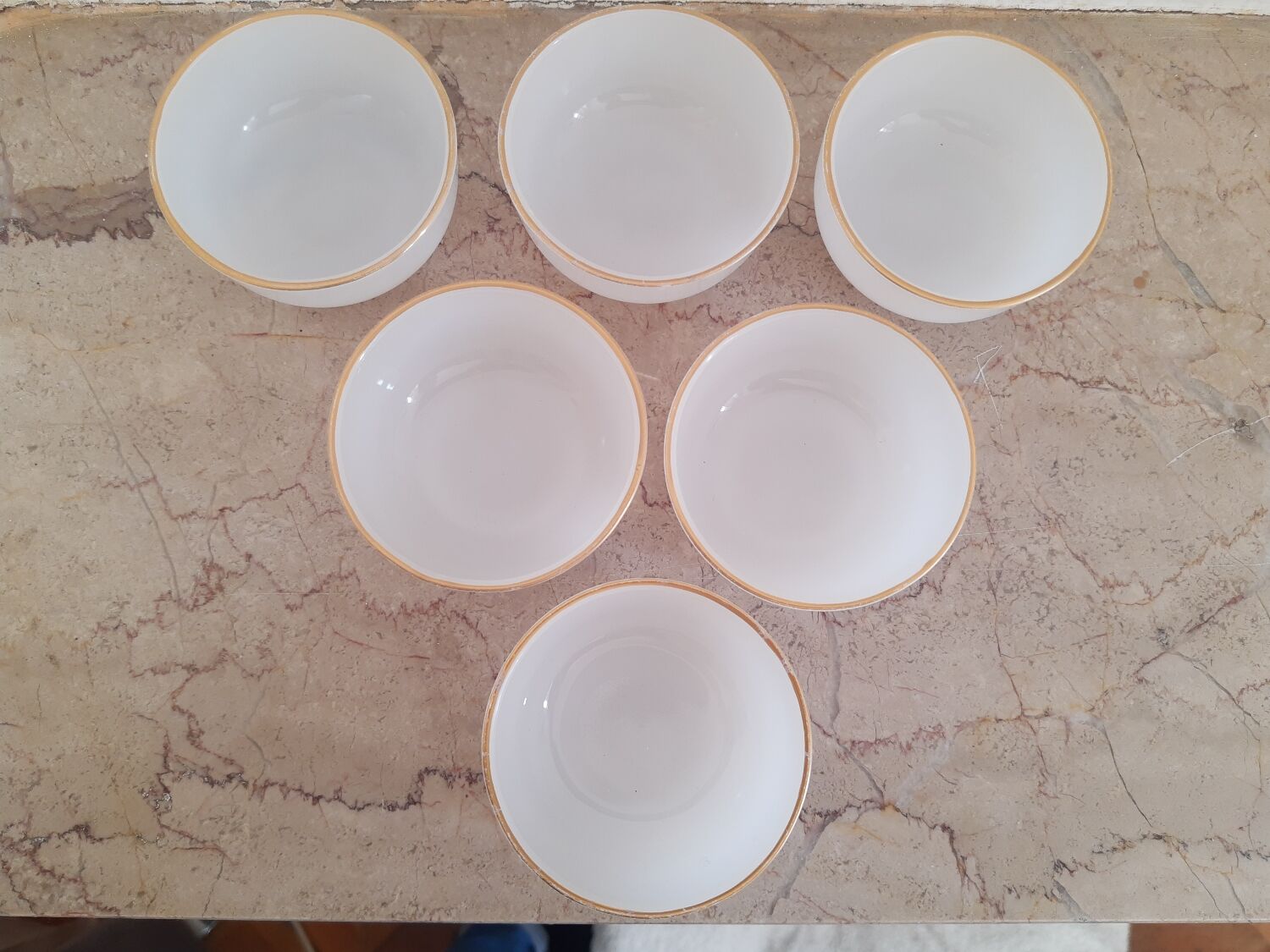 Series of vintage ramekins in white opaline Arcopal