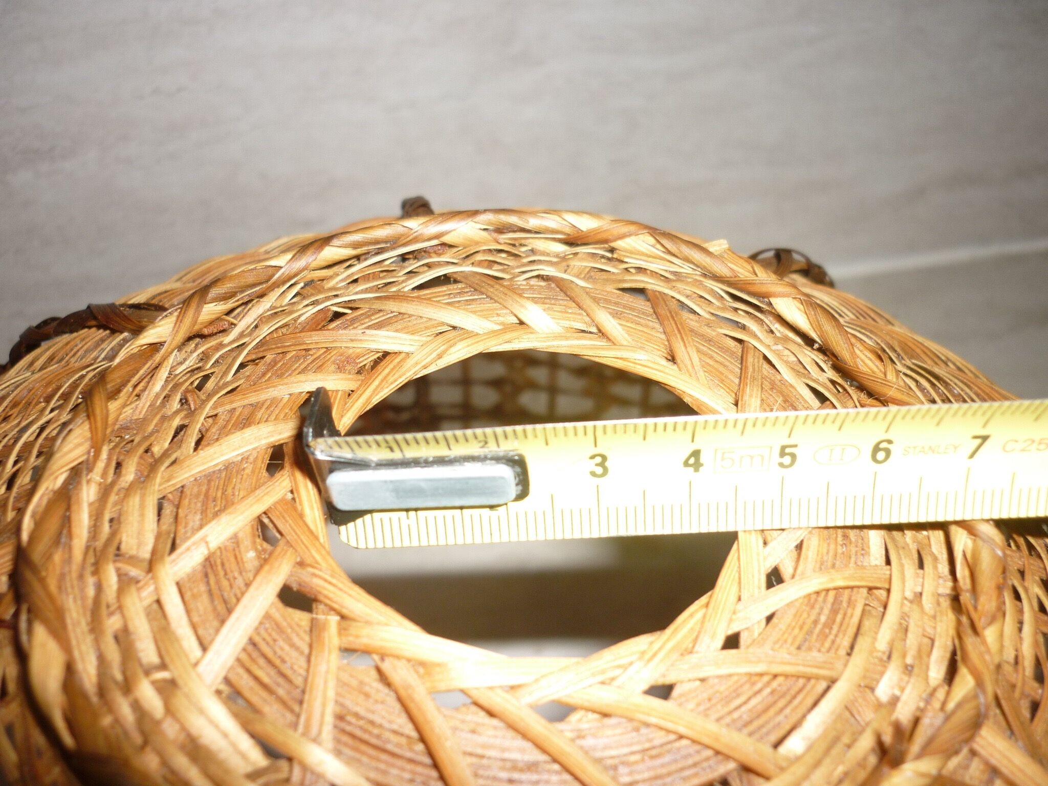 Braided wicker lampshade