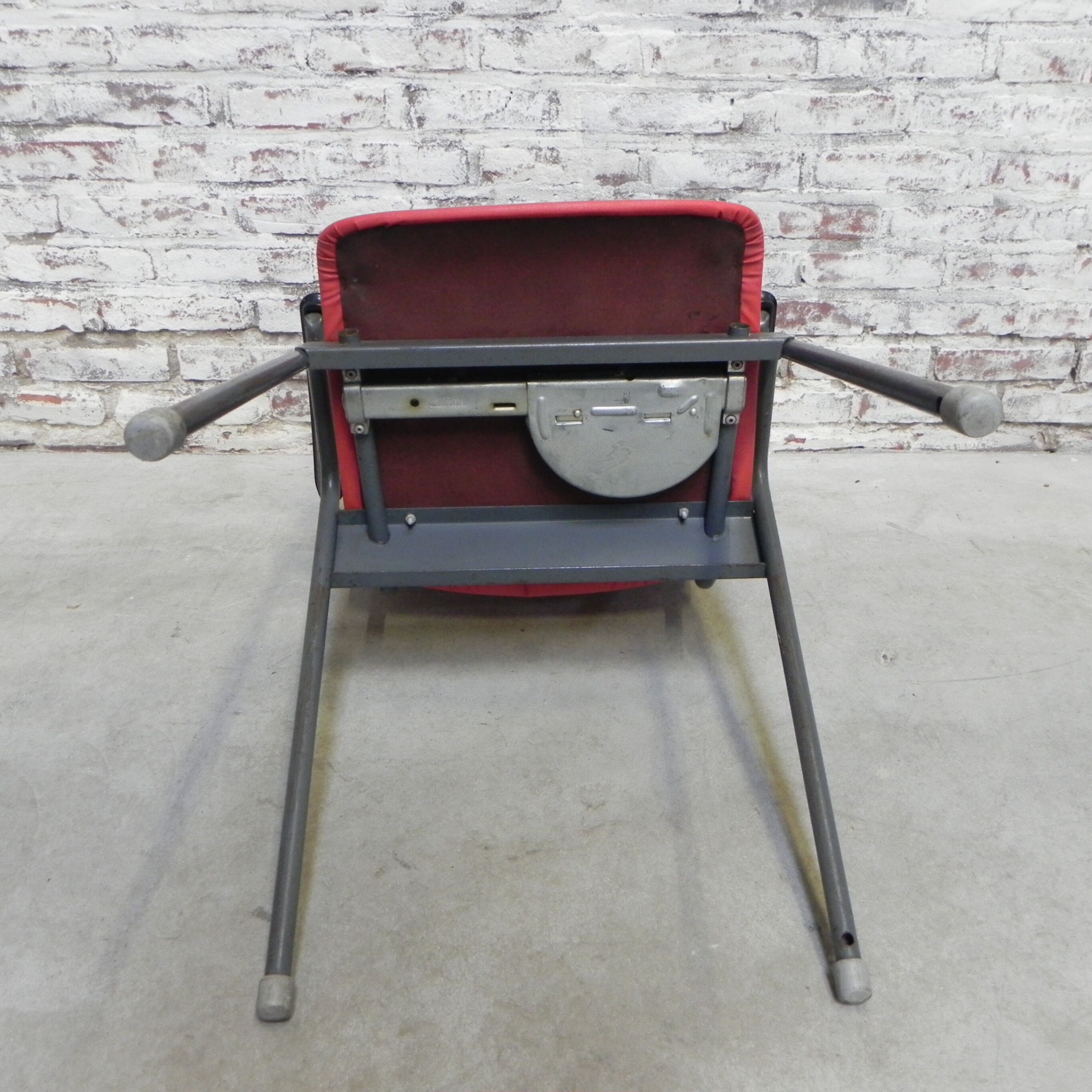Set de 4 chaises de table vintage avec accoudoirs